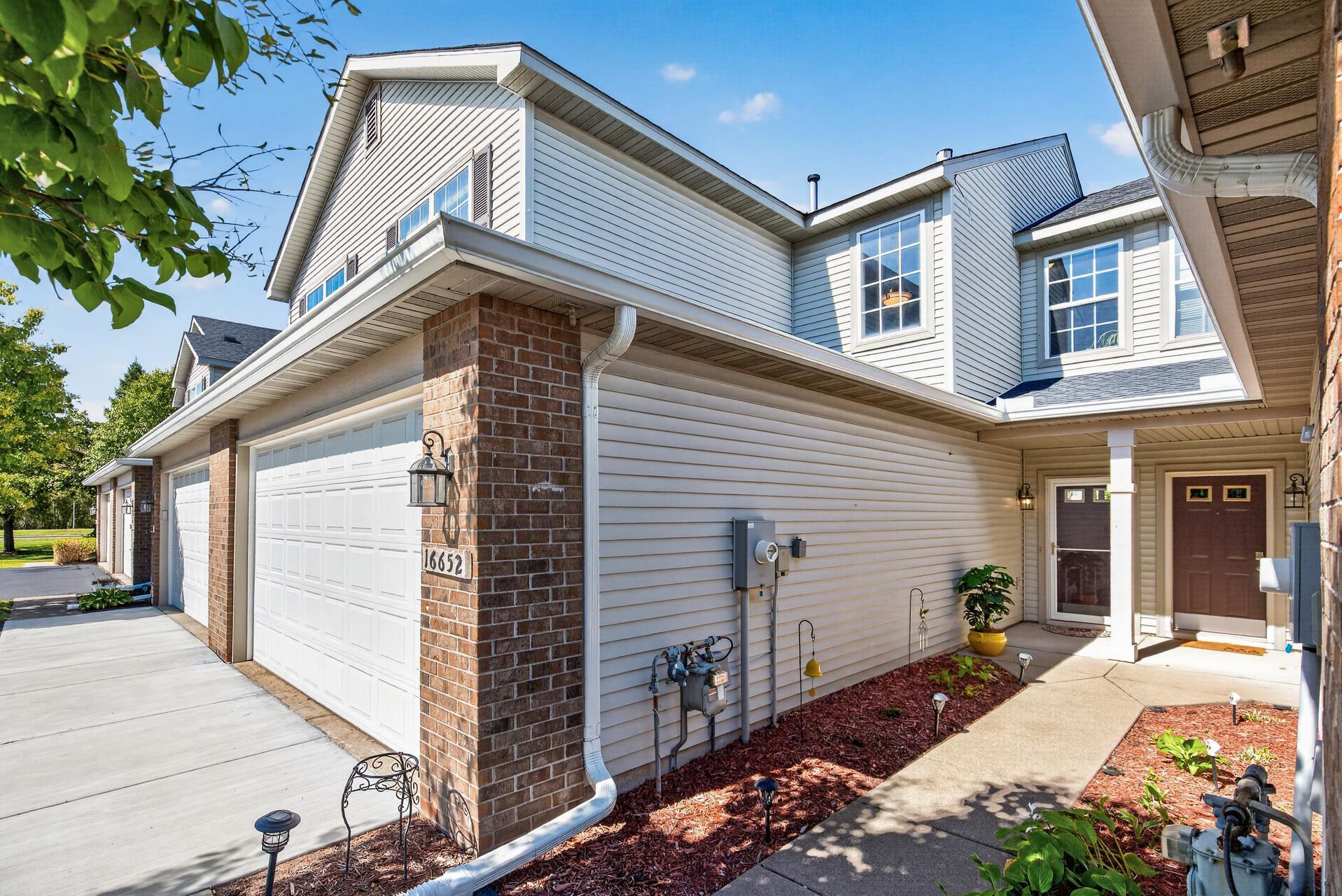 View of Residential at 16652 89th Place, Maple Grove MN 55311, Maple Grove (3 of 22) - Mike Wilen | Minnesota Team Real Estate