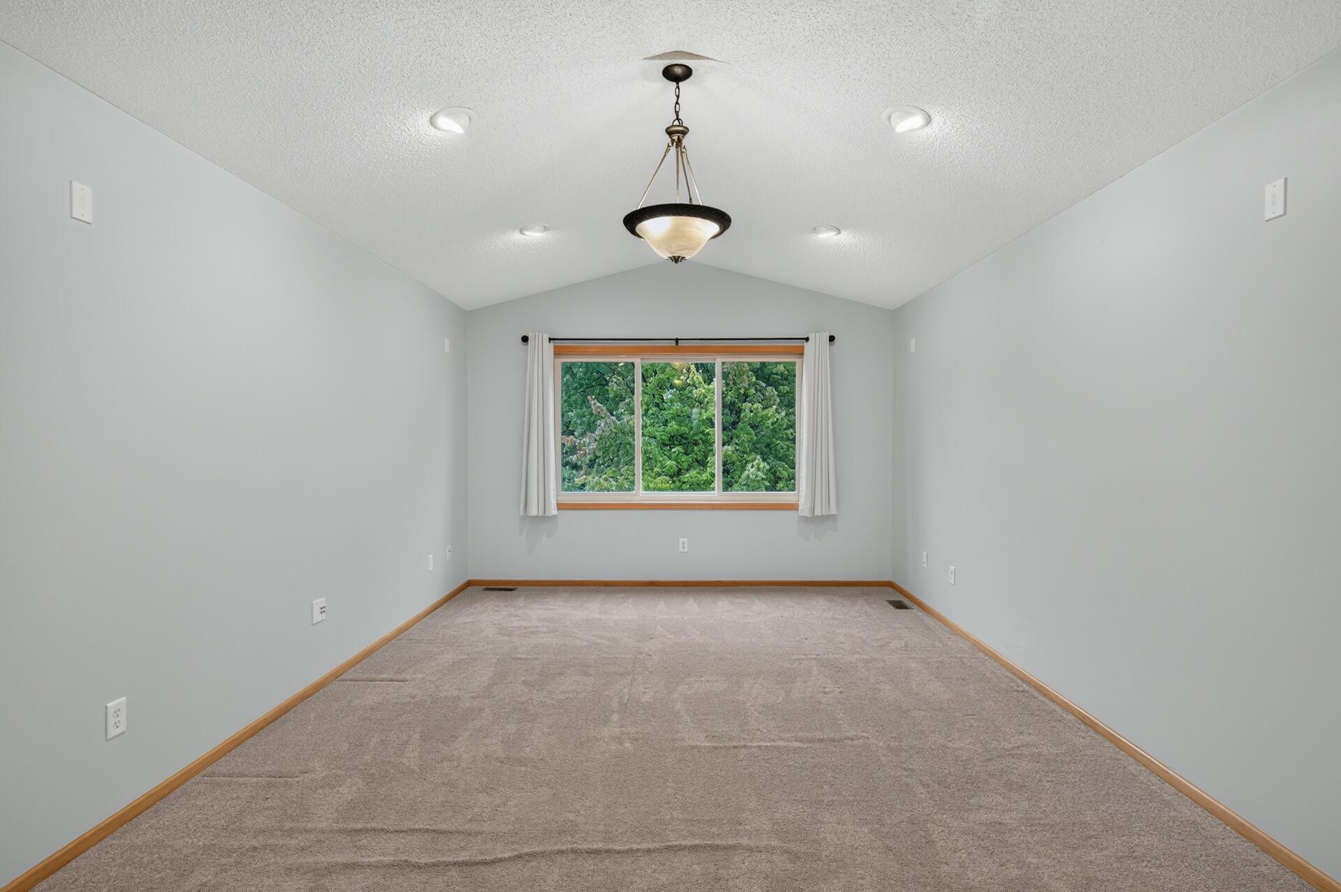 View of Residential at 19851 Executive Path, Farmington MN 55024, Farmington (18 of 40) - Mike Wilen | Minnesota Team Real Estate