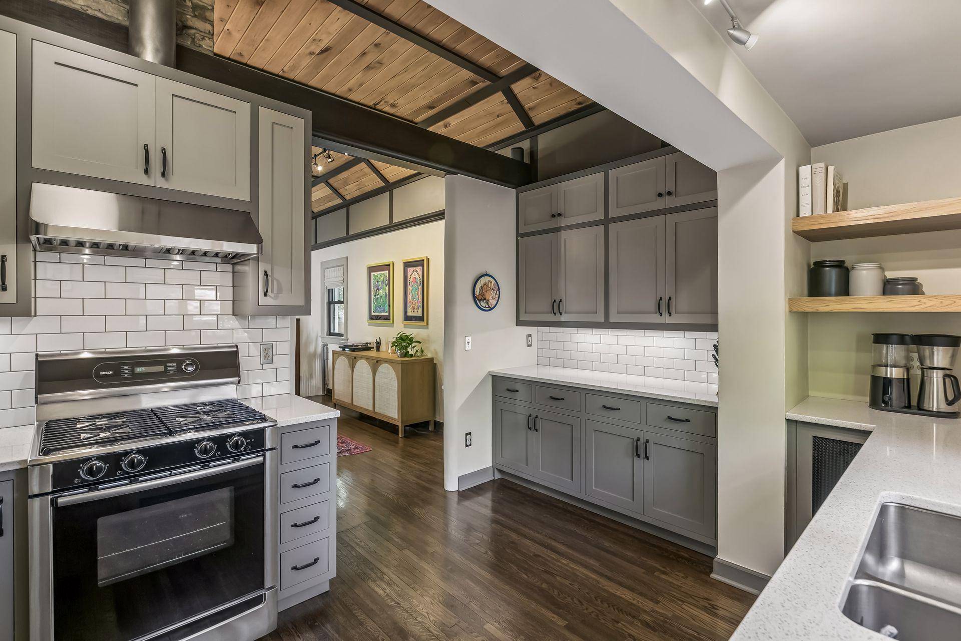 View of Residential at 611 6th Avenue, Minneapolis MN 55414, Minneapolis (24 of 69) - Mike Wilen | Minnesota Team Real Estate