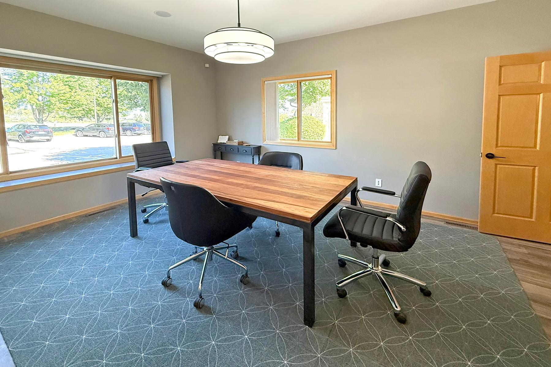 View of Commercial Sale at 5770 Blackshire Path, Inver Grove Heights MN 55076, Inver Grove Heights (10 of 15) - Mike Wilen | Minnesota Team Real Estate