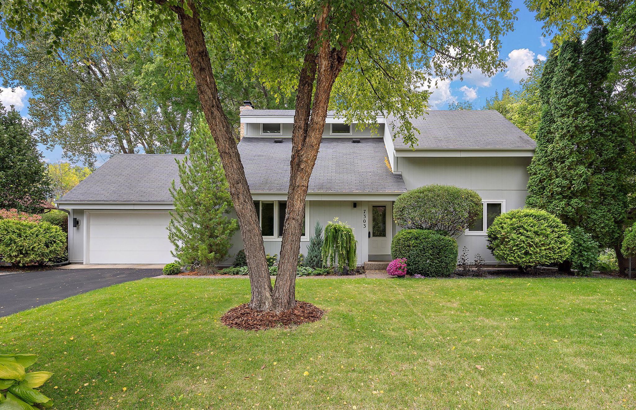 View of Residential at 7303 Green Ridge Drive, Eden Prairie MN 55346, Eden Prairie (4 of 52) - Mike Wilen | Minnesota Team Real Estate