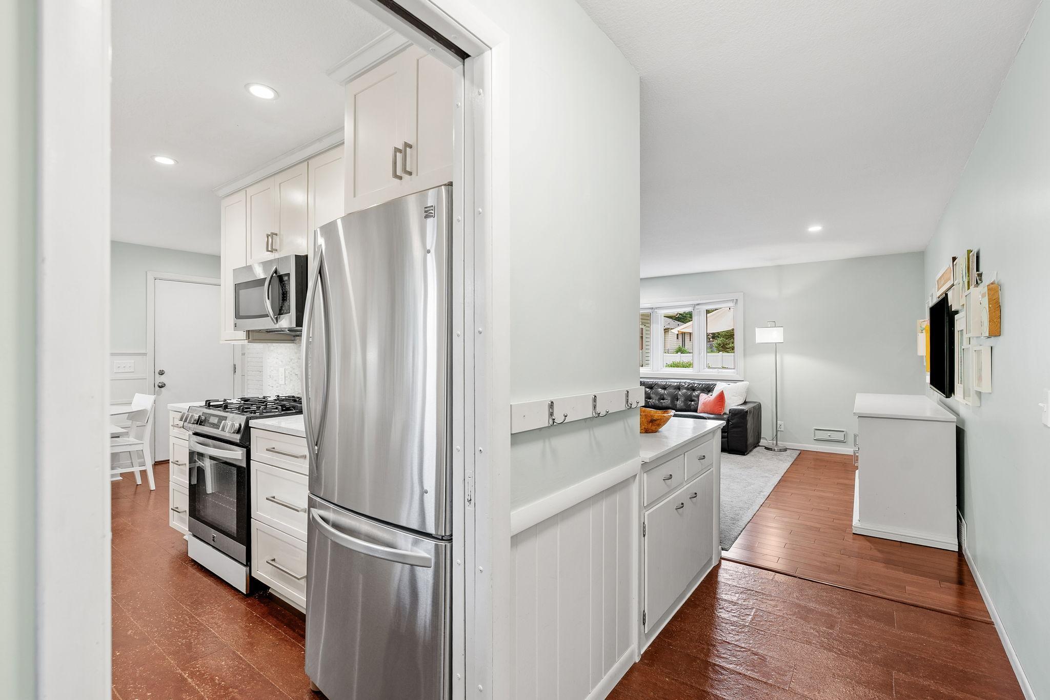 View of Residential at 3322 Belden Drive, Saint Anthony MN 55418, Saint Anthony (23 of 62) - Mike Wilen | Minnesota Team Real Estate