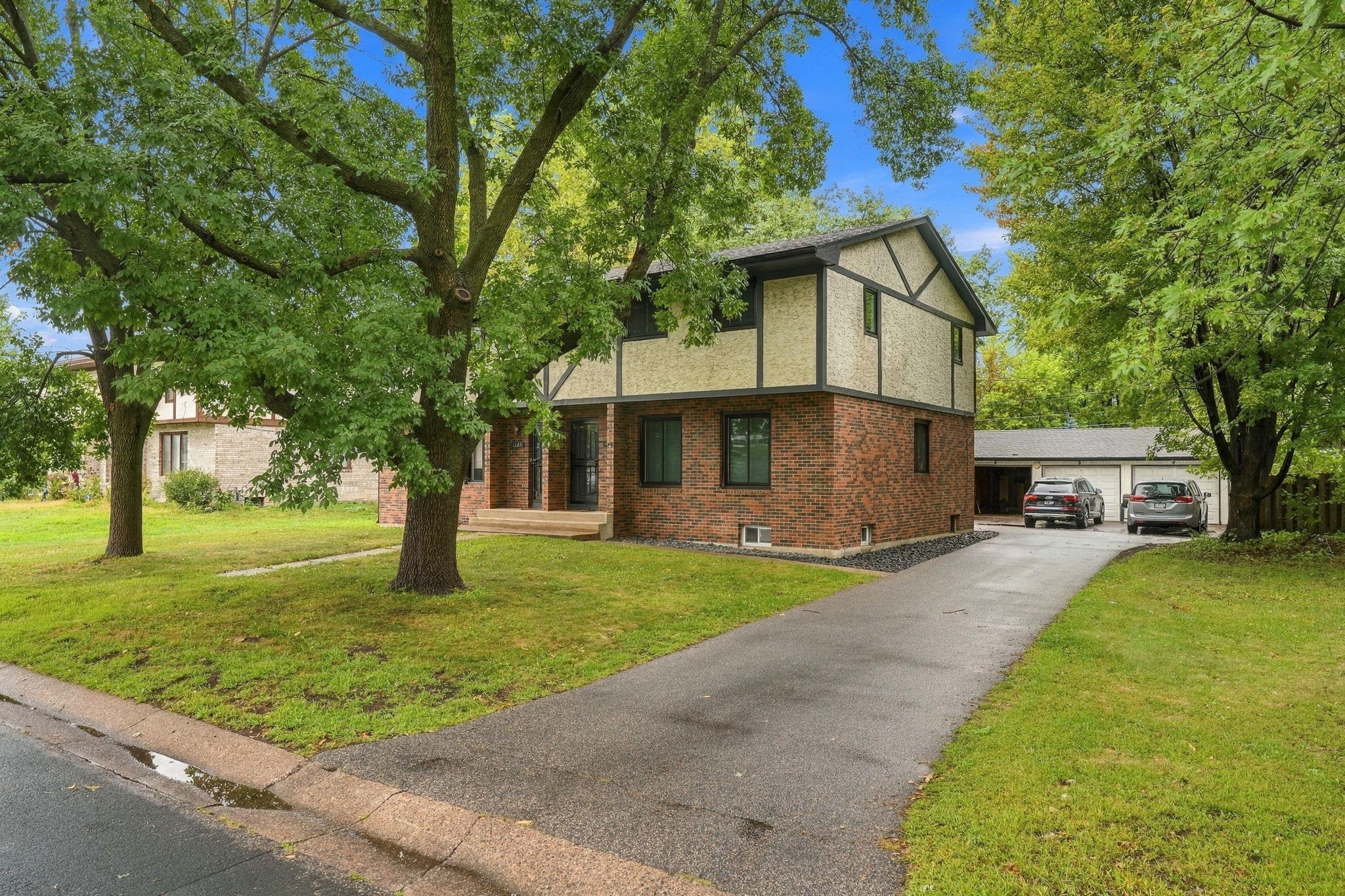 View of Residential Income at 1321 Fireside Drive, Fridley MN 55432, Fridley (37 of 41) - Mike Wilen | Minnesota Team Real Estate
