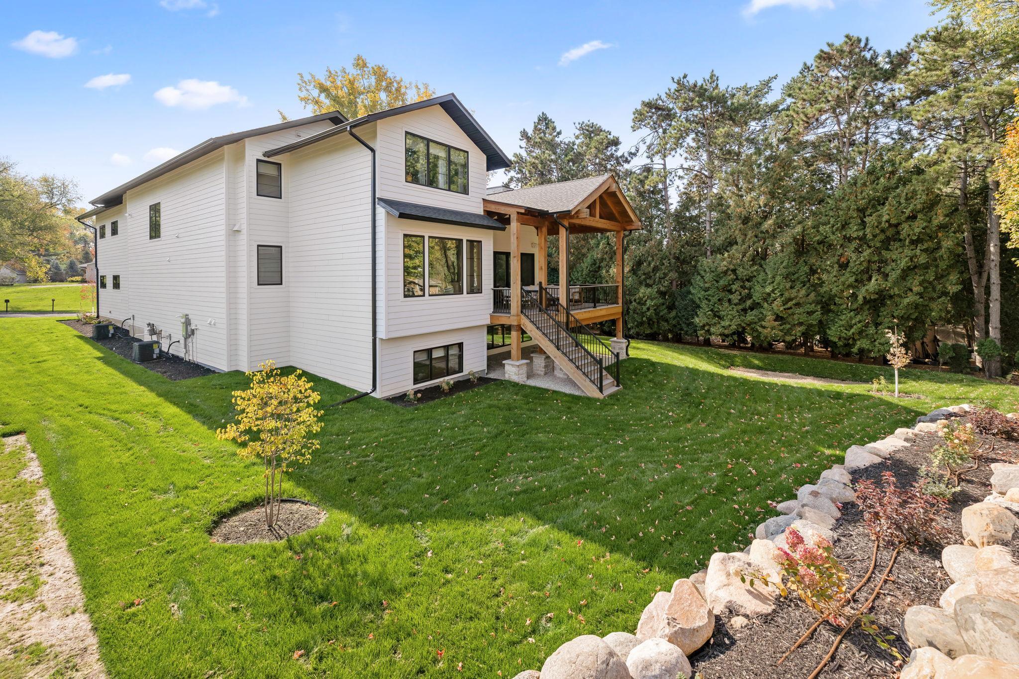 View of Residential at 609 Callahan Place, Mendota Heights MN 55118, Mendota Heights (27 of 30) - Mike Wilen | Minnesota Team Real Estate