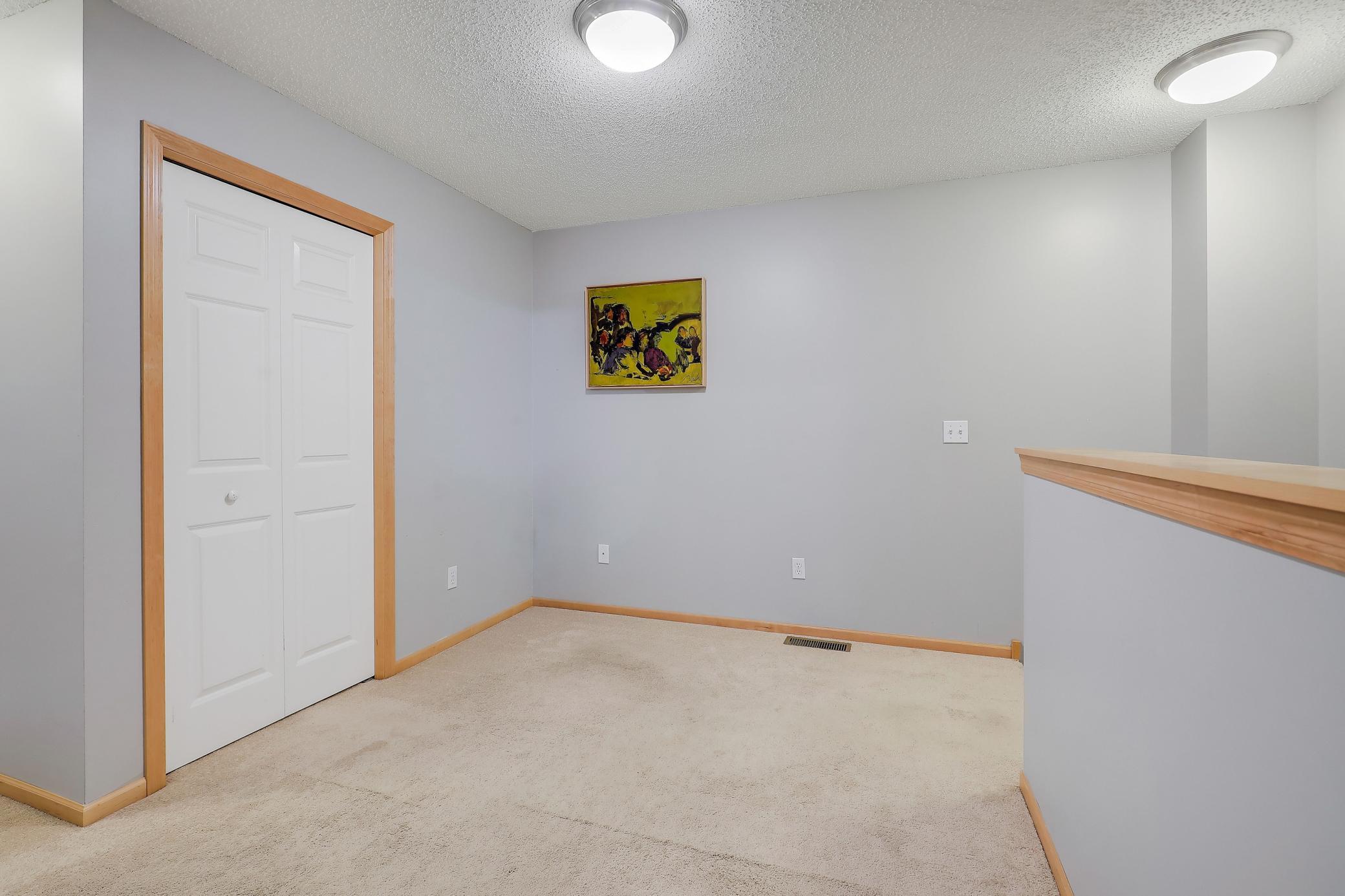 View of Residential at 11211 Kinsley Street, Eden Prairie MN 55344, Eden Prairie (15 of 29) - Mike Wilen | Minnesota Team Real Estate