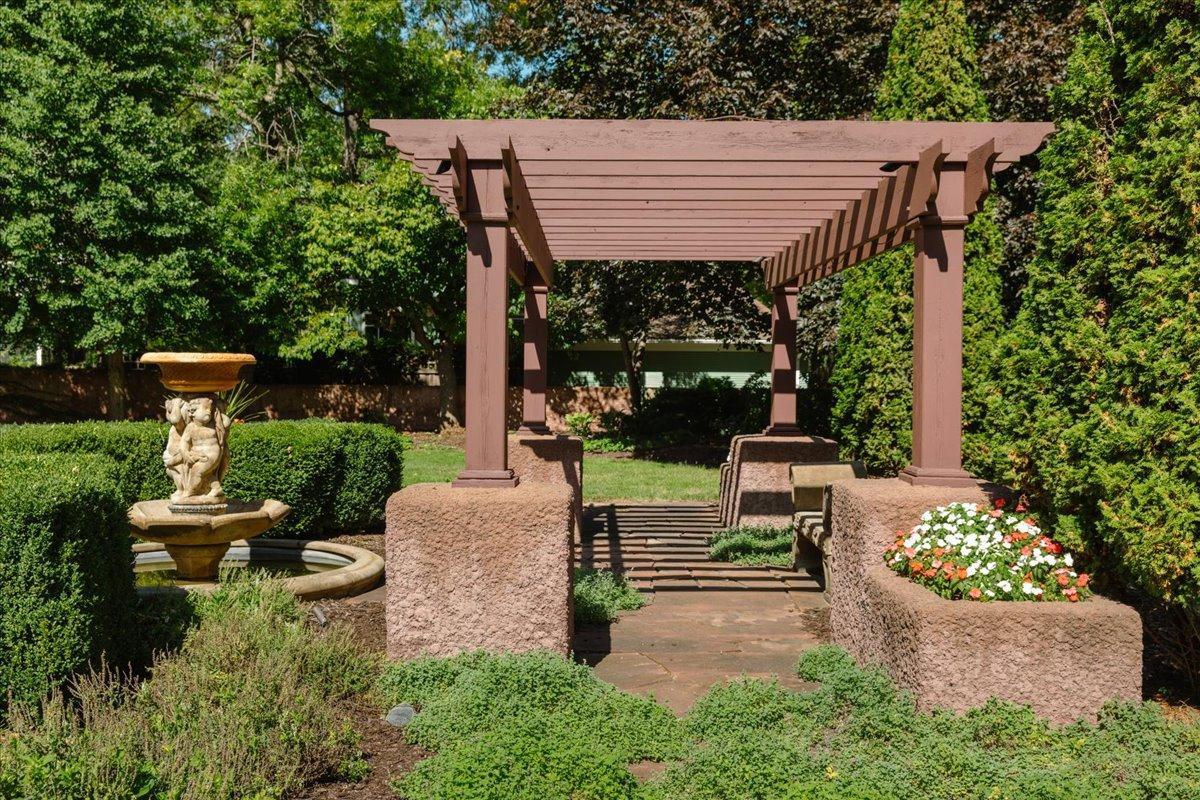 View of Residential at 633 Fairmount Avenue, Saint Paul MN 55105, Saint Paul (99 of 107) - Mike Wilen | Minnesota Team Real Estate