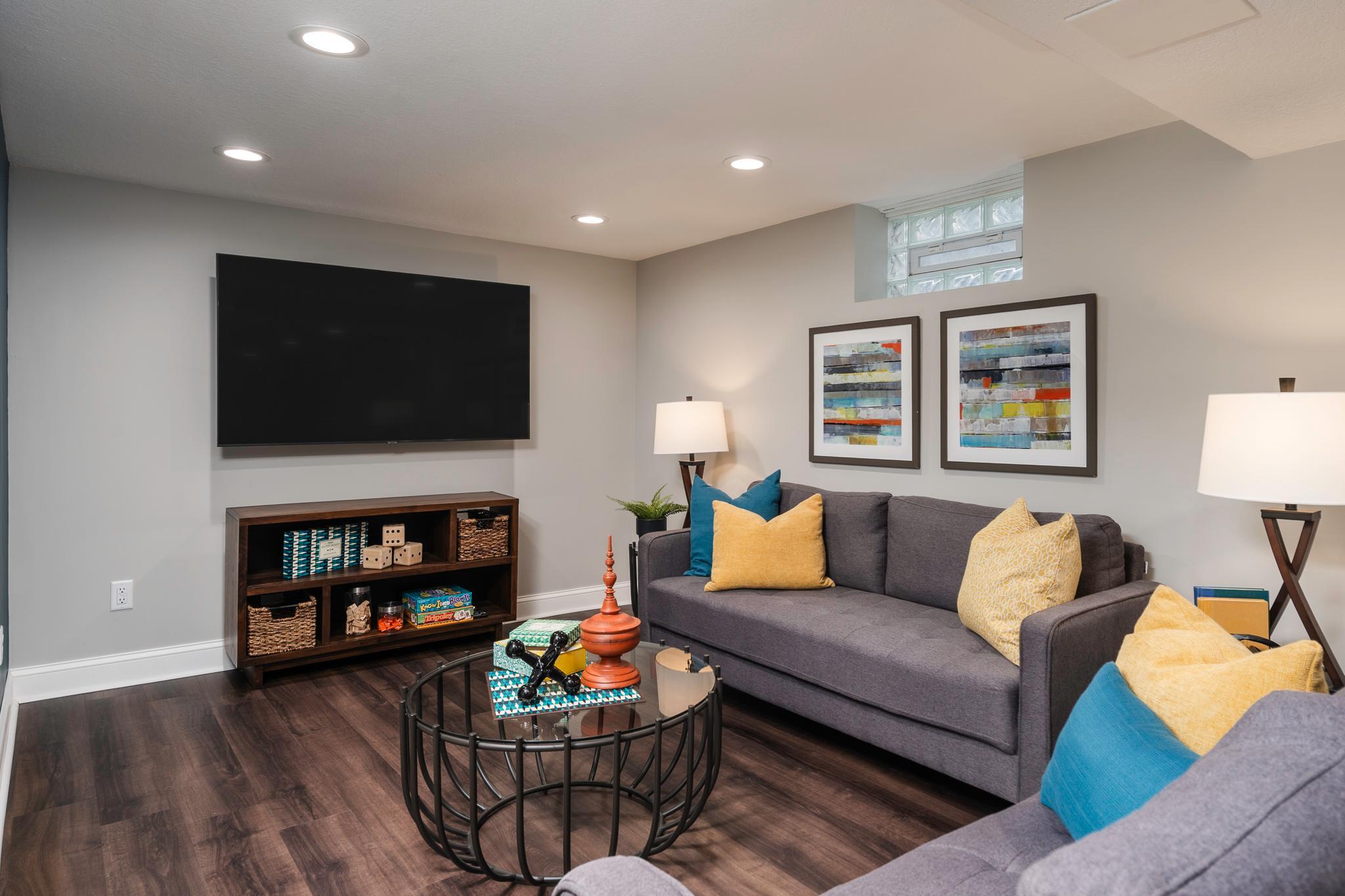 View of Residential at 2724 Utica Avenue, Saint Louis Park MN 55416, Saint Louis Park (21 of 26) - Mike Wilen | Minnesota Team Real Estate