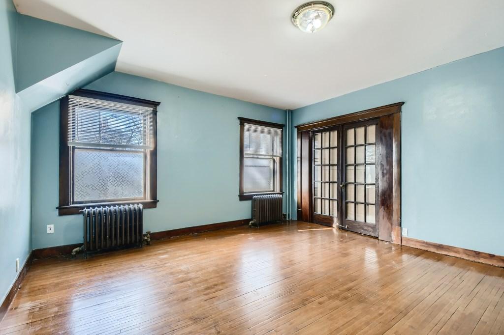 View of Residential Income at 2541 3rd Avenue, Minneapolis MN 55404, Minneapolis (6 of 28) - Mike Wilen | Minnesota Team Real Estate