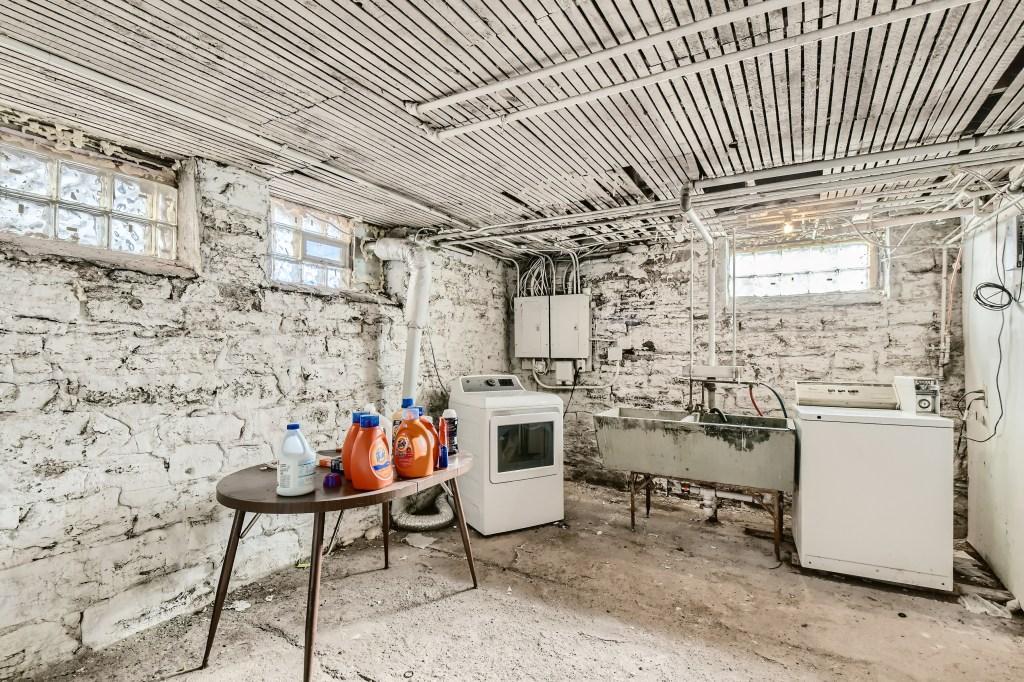 View of Residential Income at 2541 3rd Avenue, Minneapolis MN 55404, Minneapolis (25 of 28) - Mike Wilen | Minnesota Team Real Estate