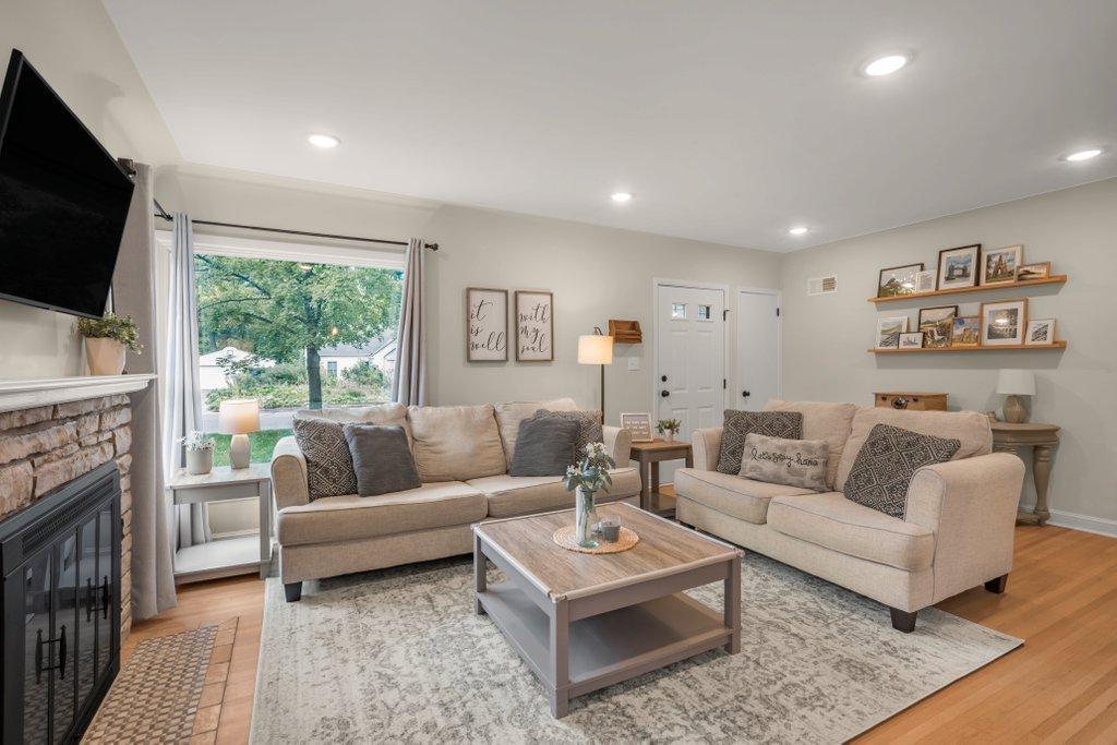 View of Residential at 7209 Newton Avenue, Richfield MN 55423, Richfield (4 of 26) - Mike Wilen | Minnesota Team Real Estate