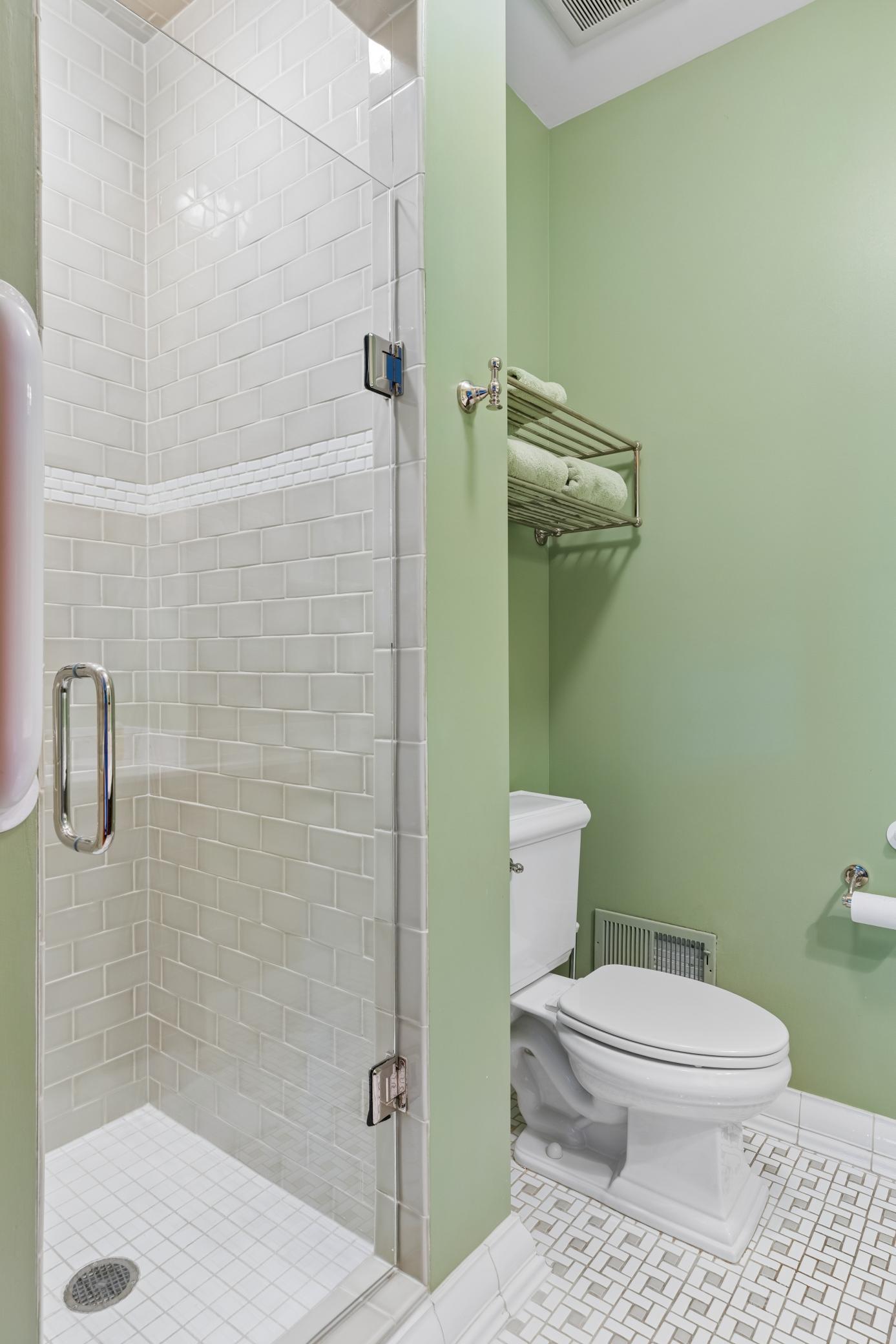 View of Residential at 4051 Linden Hills Boulevard, Minneapolis MN 55410, Minneapolis (36 of 55) - Mike Wilen | Minnesota Team Real Estate