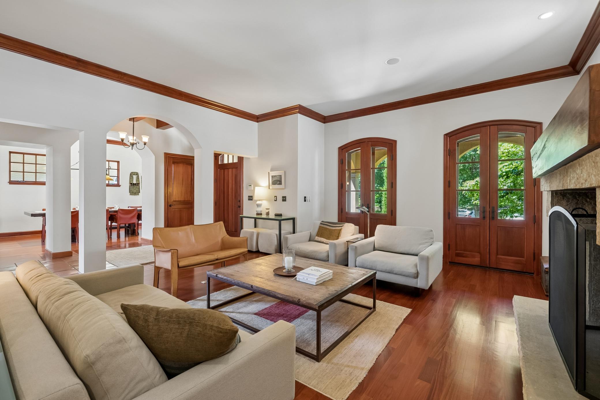 View of Residential at 4051 Linden Hills Boulevard, Minneapolis MN 55410, Minneapolis (7 of 55) - Mike Wilen | Minnesota Team Real Estate