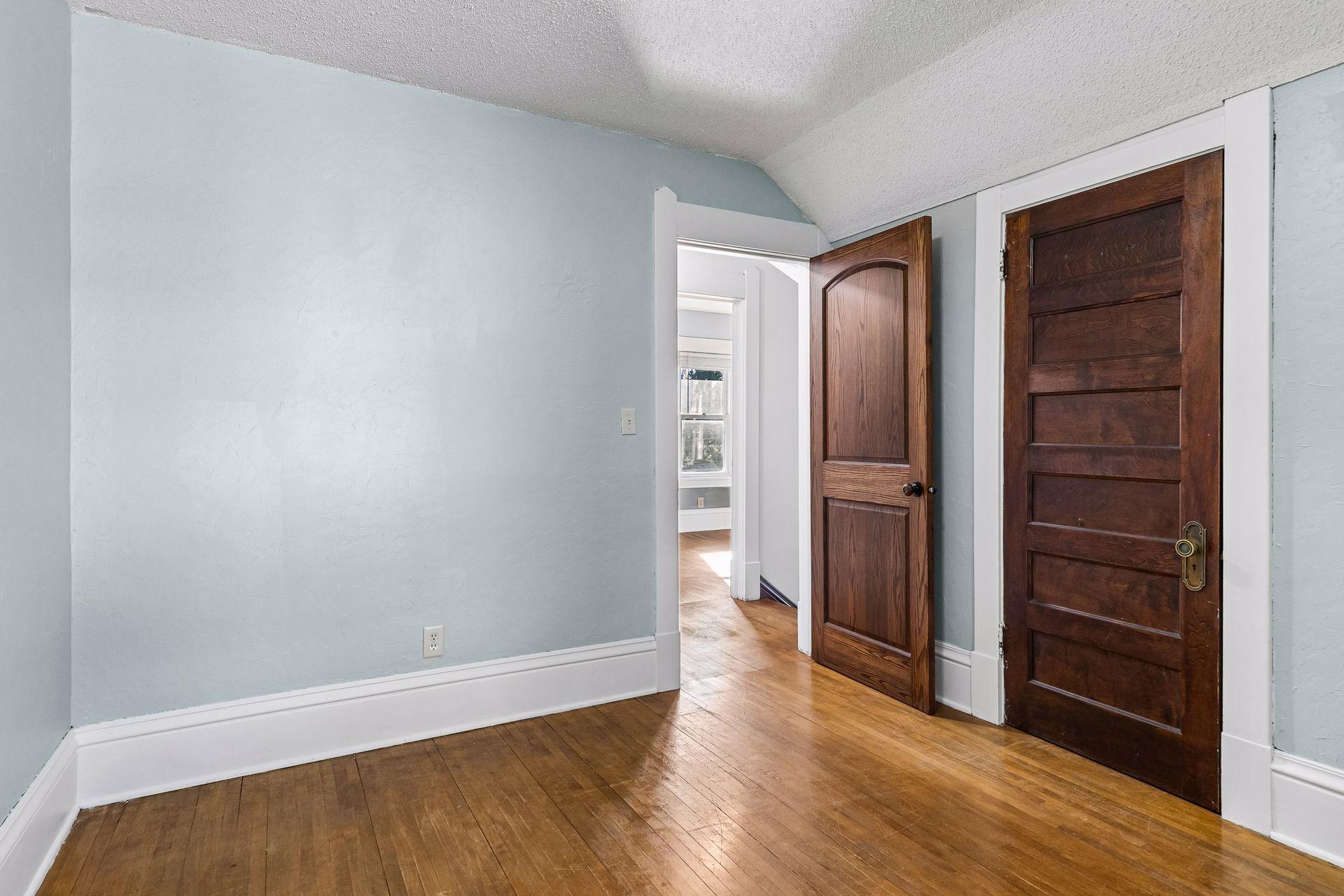 View of Residential at 1298 Blair Avenue, Saint Paul MN 55104, Saint Paul (22 of 38) - Mike Wilen | Minnesota Team Real Estate