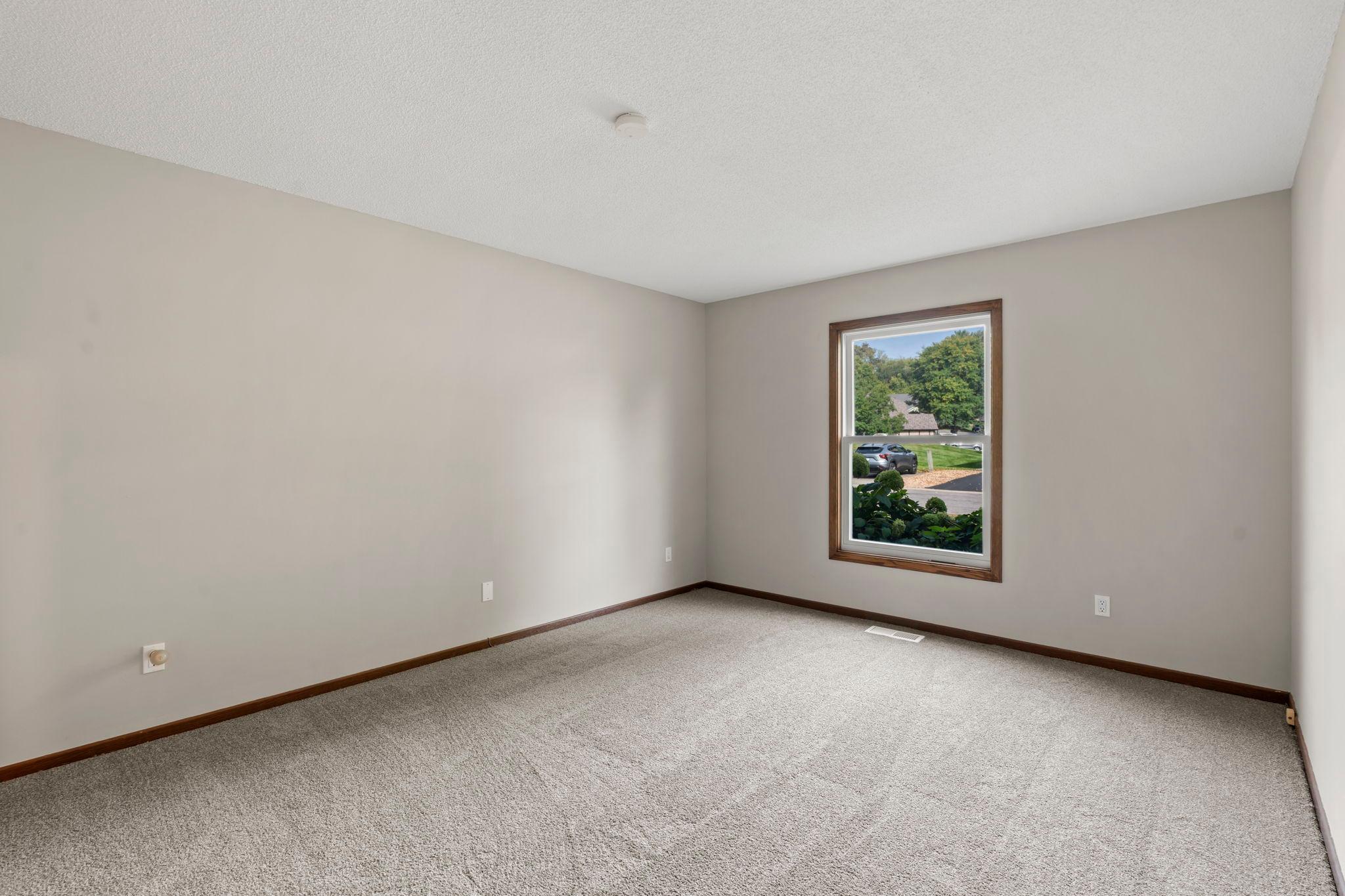 View of Residential at 5137 Balmoral Lane, Bloomington MN 55437, Bloomington (15 of 28) - Mike Wilen | Minnesota Team Real Estate