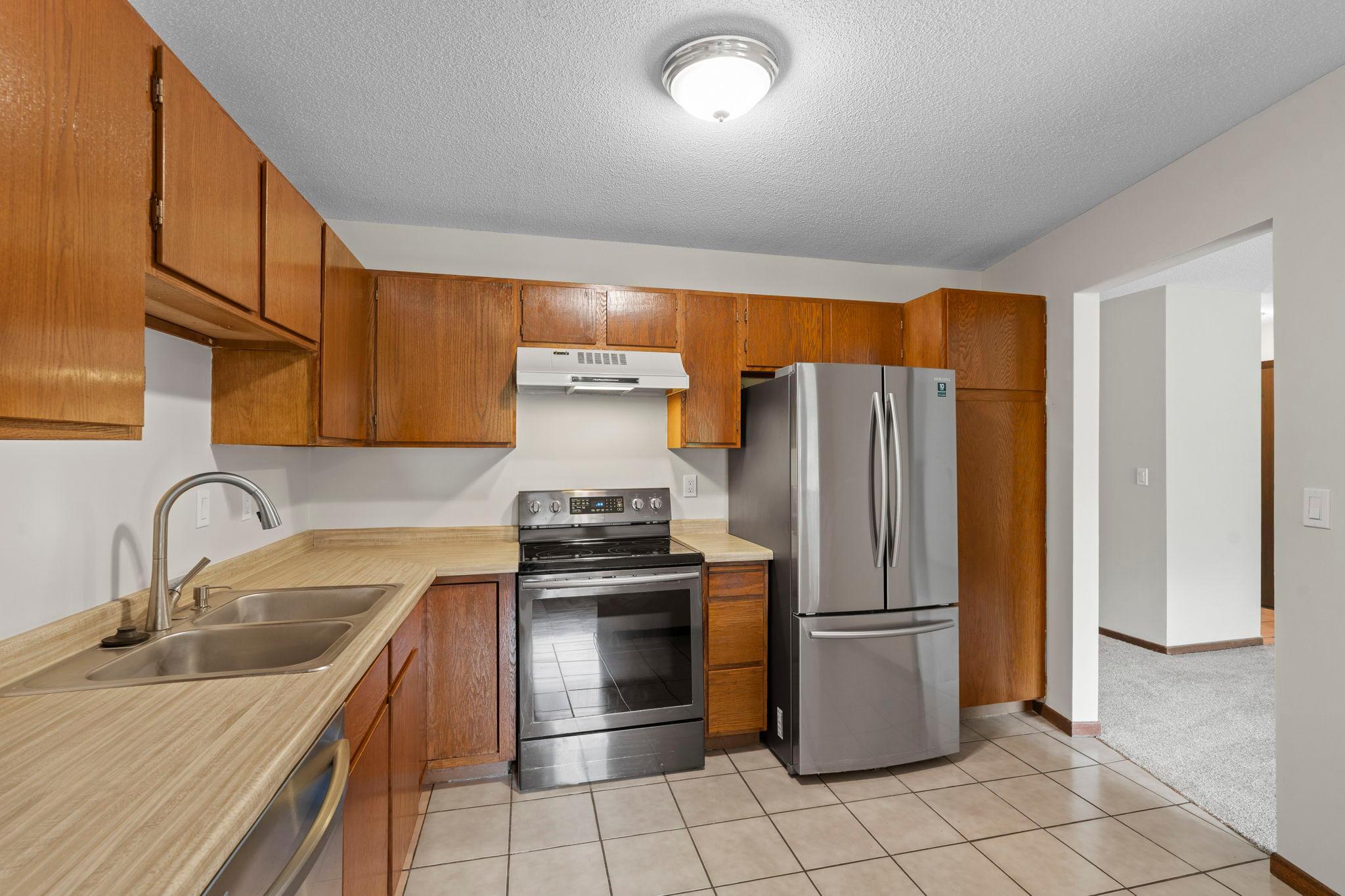 View of Residential at 5137 Balmoral Lane, Bloomington MN 55437, Bloomington (11 of 28) - Mike Wilen | Minnesota Team Real Estate