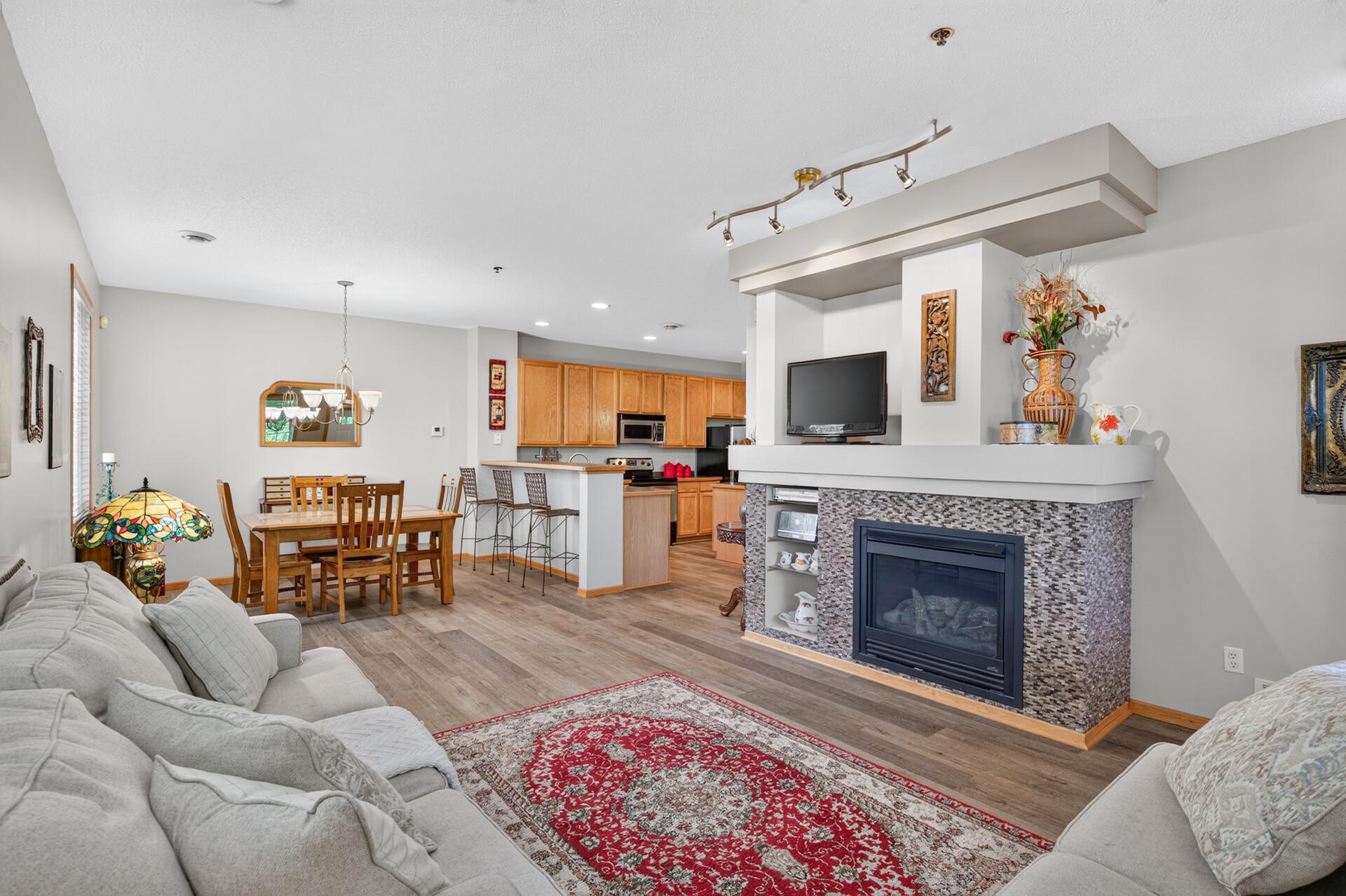 View of Residential at 703 Maple Hills Drive #D, Maplewood MN 55117, Maplewood (8 of 53) - Mike Wilen | Minnesota Team Real Estate