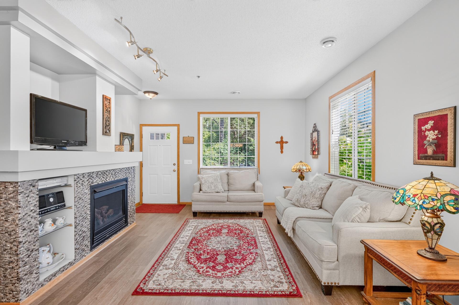 View of Residential at 703 Maple Hills Drive #D, Maplewood MN 55117, Maplewood (6 of 53) - Mike Wilen | Minnesota Team Real Estate