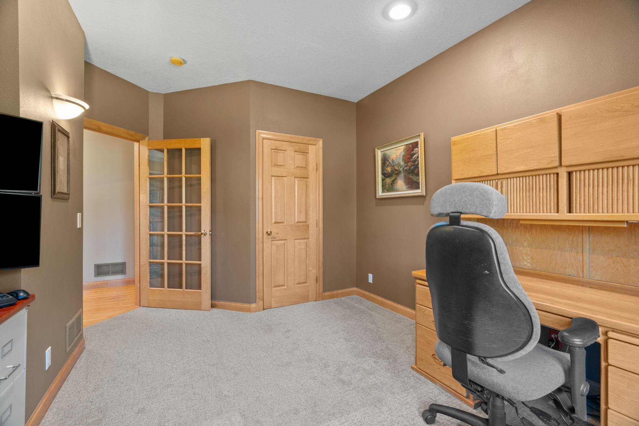 View of Residential at 1006 105th Street, Inver Grove Heights MN 55077, Inver Grove Heights (61 of 68) - Mike Wilen | Minnesota Team Real Estate
