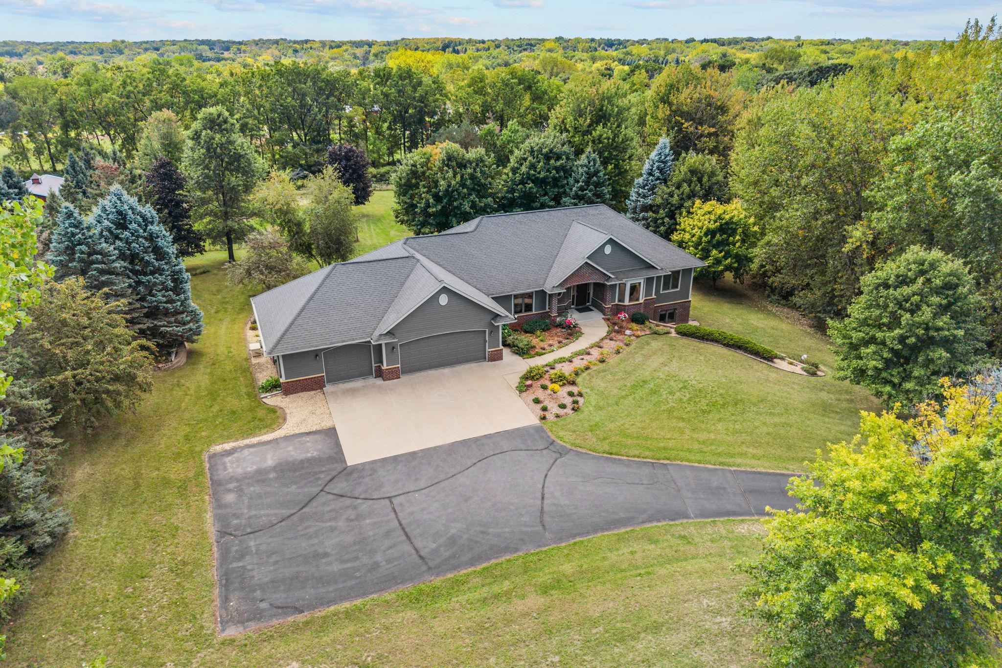 View of Residential at 1006 105th Street, Inver Grove Heights MN 55077, Inver Grove Heights (13 of 68) - Mike Wilen | Minnesota Team Real Estate