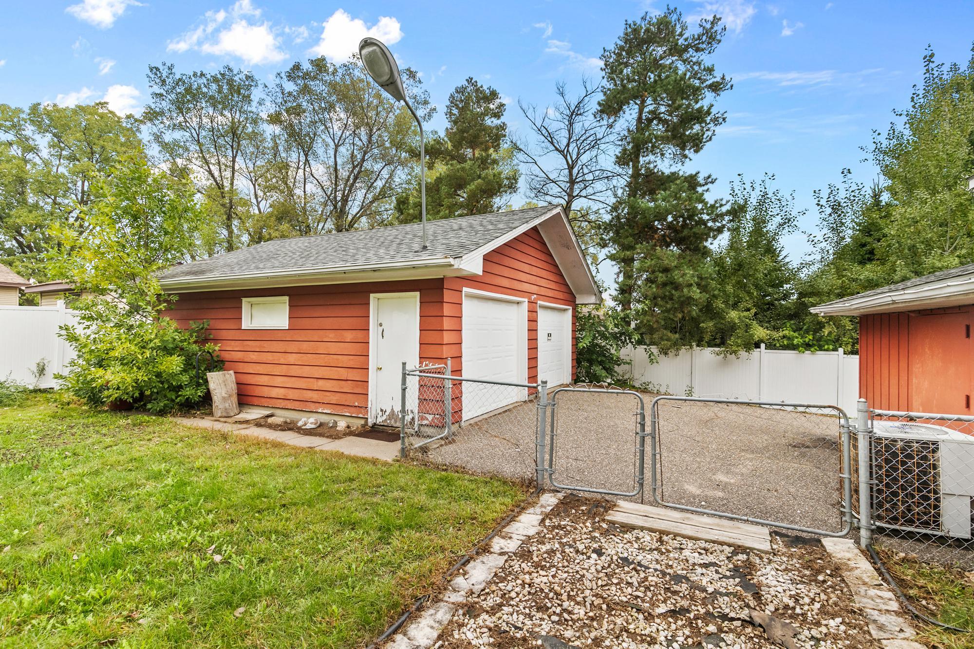 View of Residential Income at 2545 70th Street, Inver Grove Heights MN 55076, Inver Grove Heights (5 of 51) - Mike Wilen | Minnesota Team Real Estate