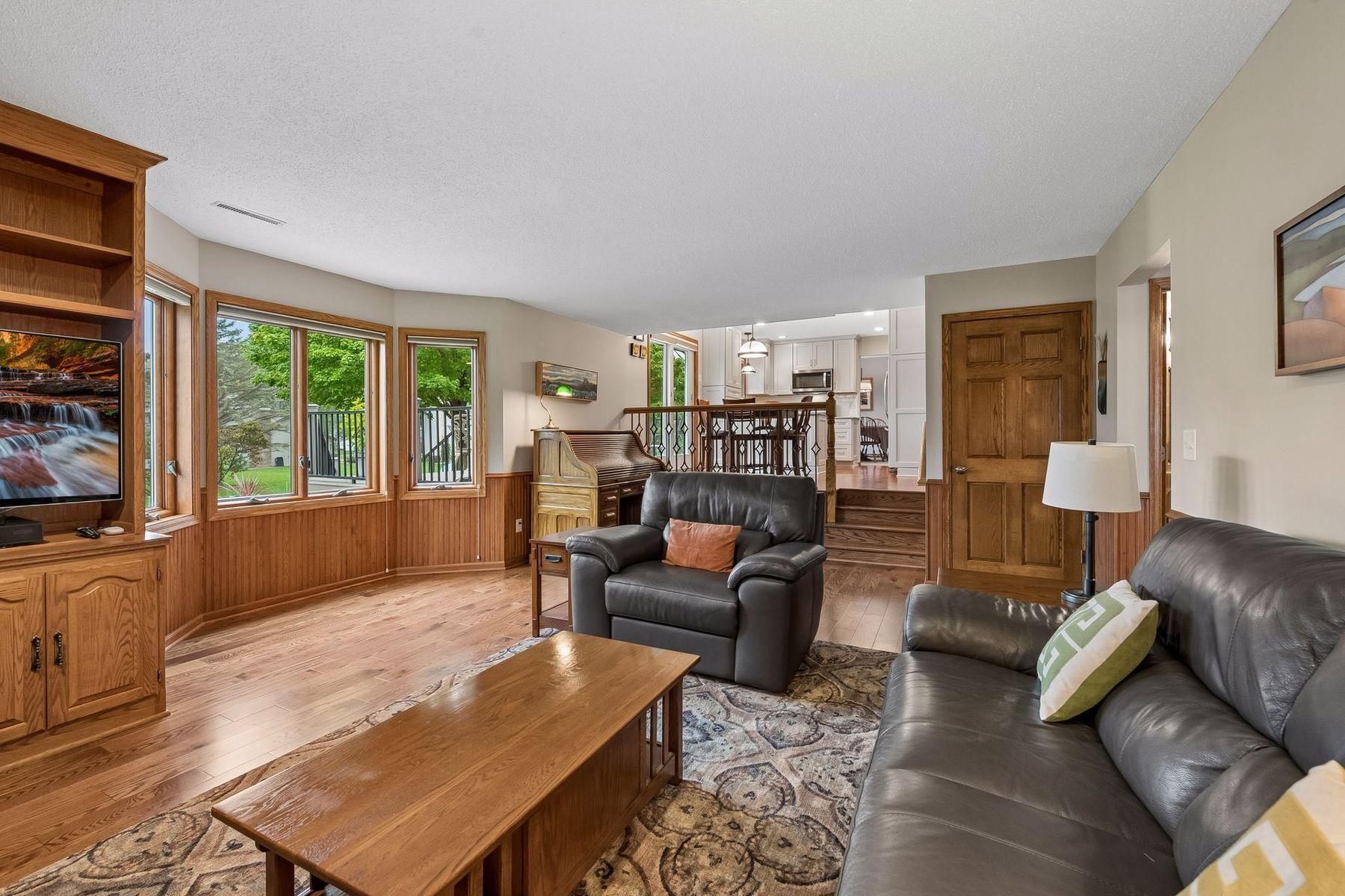 View of Residential at 15019 Village Woods Drive, Eden Prairie MN 55347, Eden Prairie (21 of 48) - Mike Wilen | Minnesota Team Real Estate