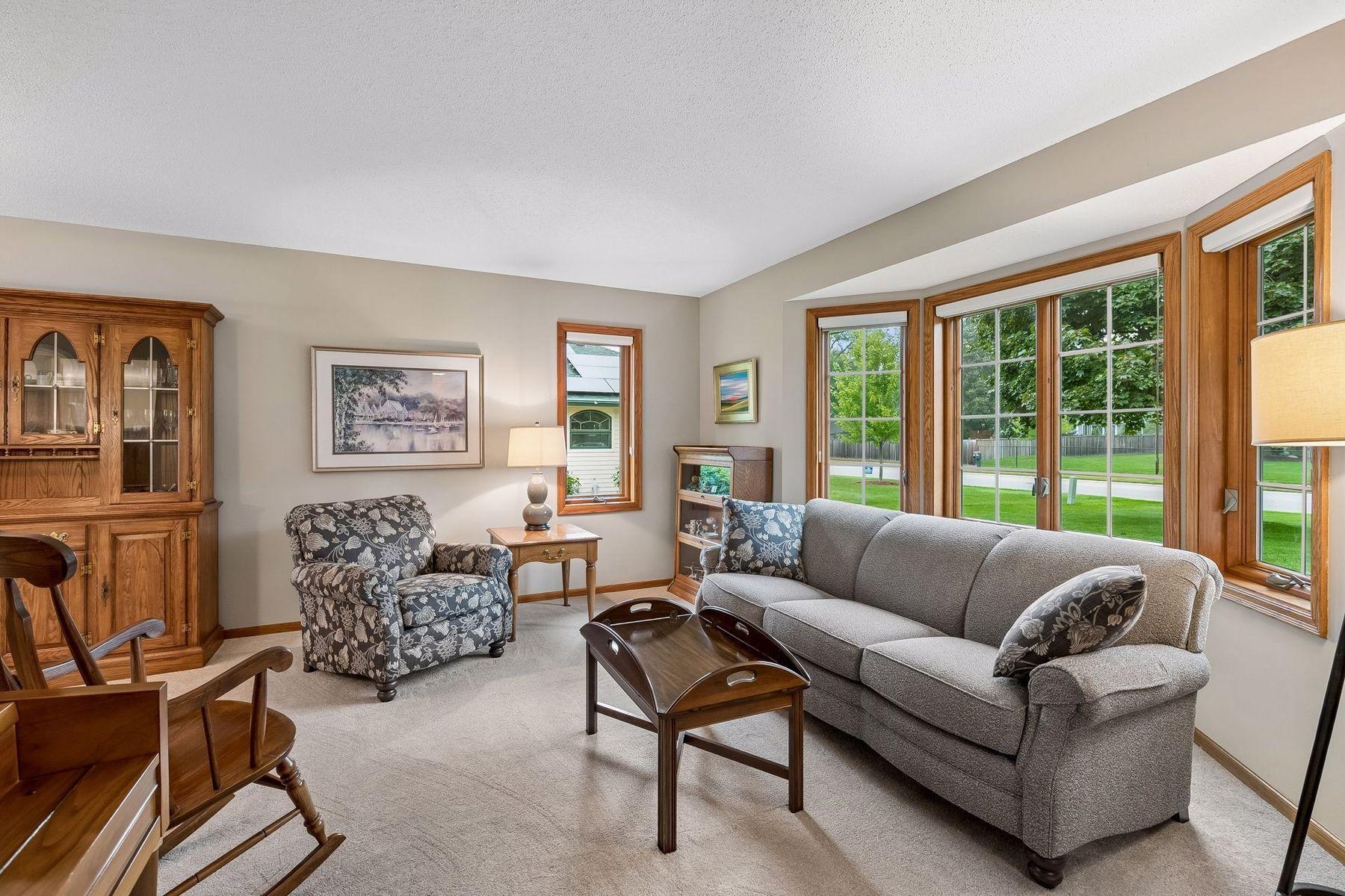 View of Residential at 15019 Village Woods Drive, Eden Prairie MN 55347, Eden Prairie (11 of 48) - Mike Wilen | Minnesota Team Real Estate