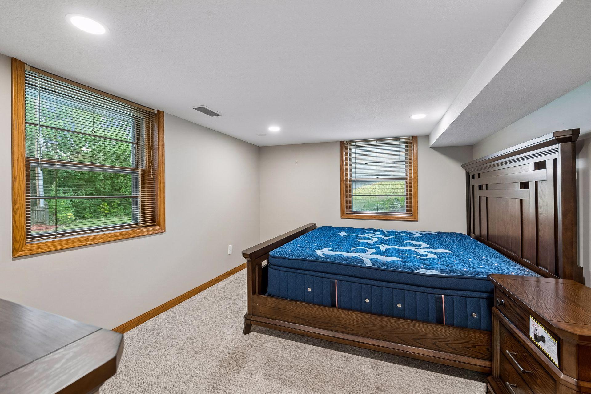 View of Residential at 5932 Walnut Drive, Edina MN 55436, Edina (33 of 46) - Mike Wilen | Minnesota Team Real Estate
