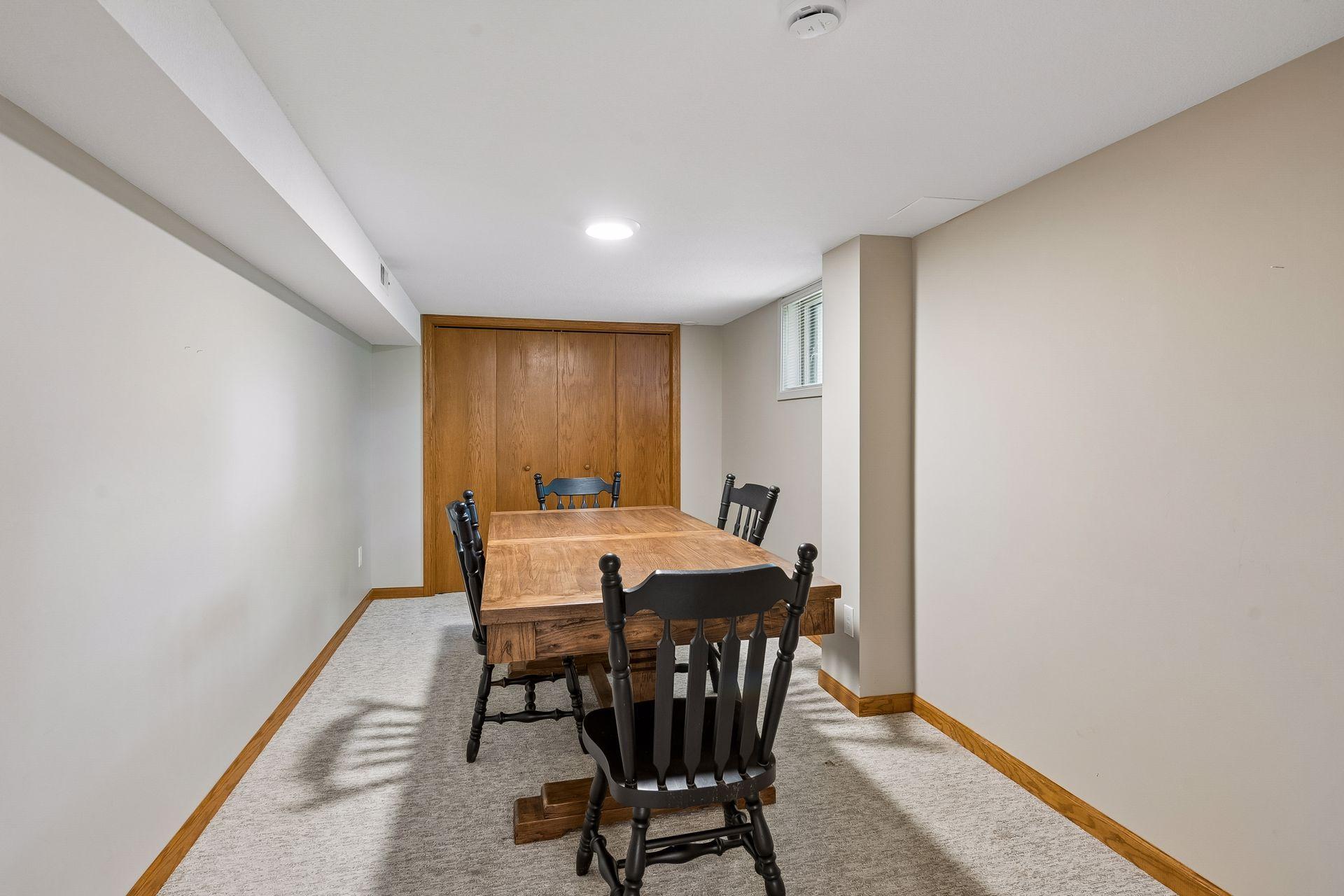 View of Residential at 5932 Walnut Drive, Edina MN 55436, Edina (30 of 46) - Mike Wilen | Minnesota Team Real Estate