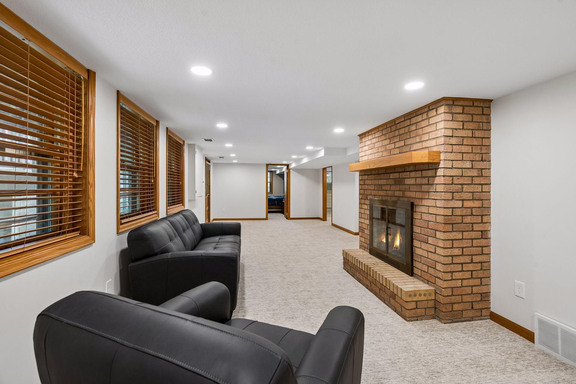 View of Residential at 5932 Walnut Drive, Edina MN 55436, Edina (29 of 46) - Mike Wilen | Minnesota Team Real Estate