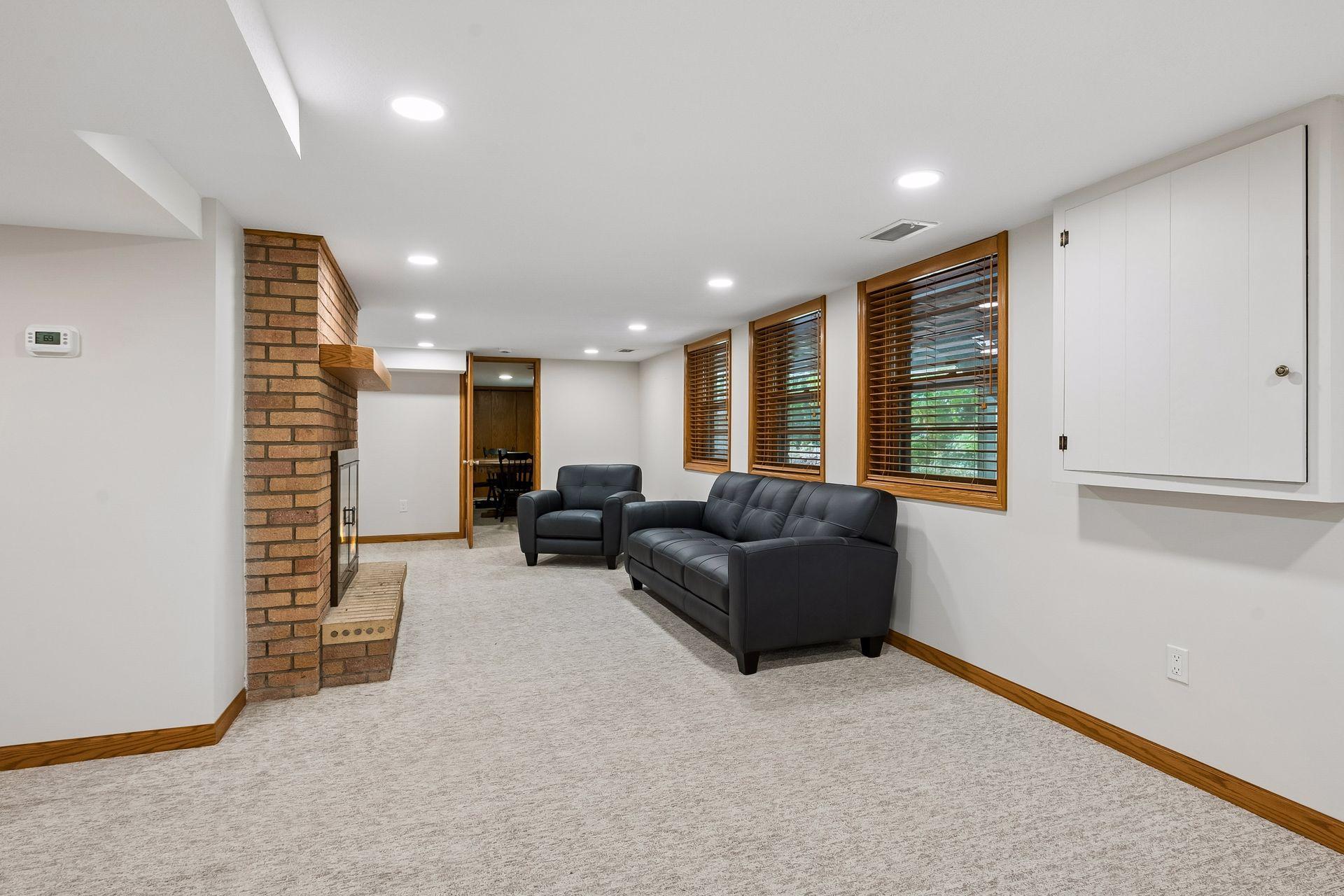 View of Residential at 5932 Walnut Drive, Edina MN 55436, Edina (27 of 46) - Mike Wilen | Minnesota Team Real Estate
