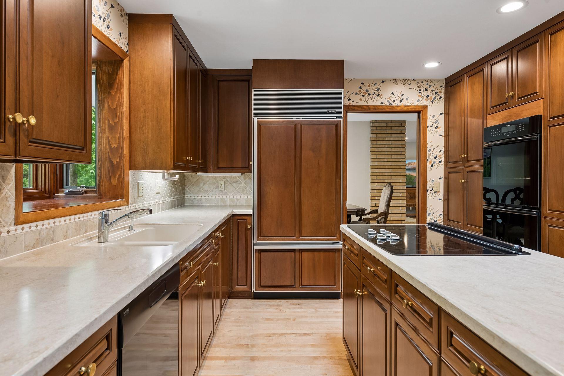 View of Residential at 5932 Walnut Drive, Edina MN 55436, Edina (14 of 46) - Mike Wilen | Minnesota Team Real Estate