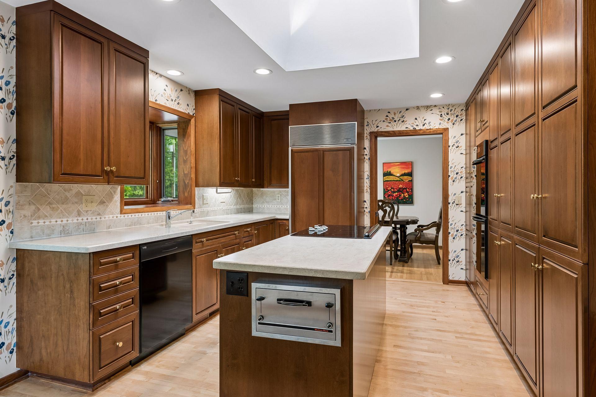 View of Residential at 5932 Walnut Drive, Edina MN 55436, Edina (13 of 46) - Mike Wilen | Minnesota Team Real Estate