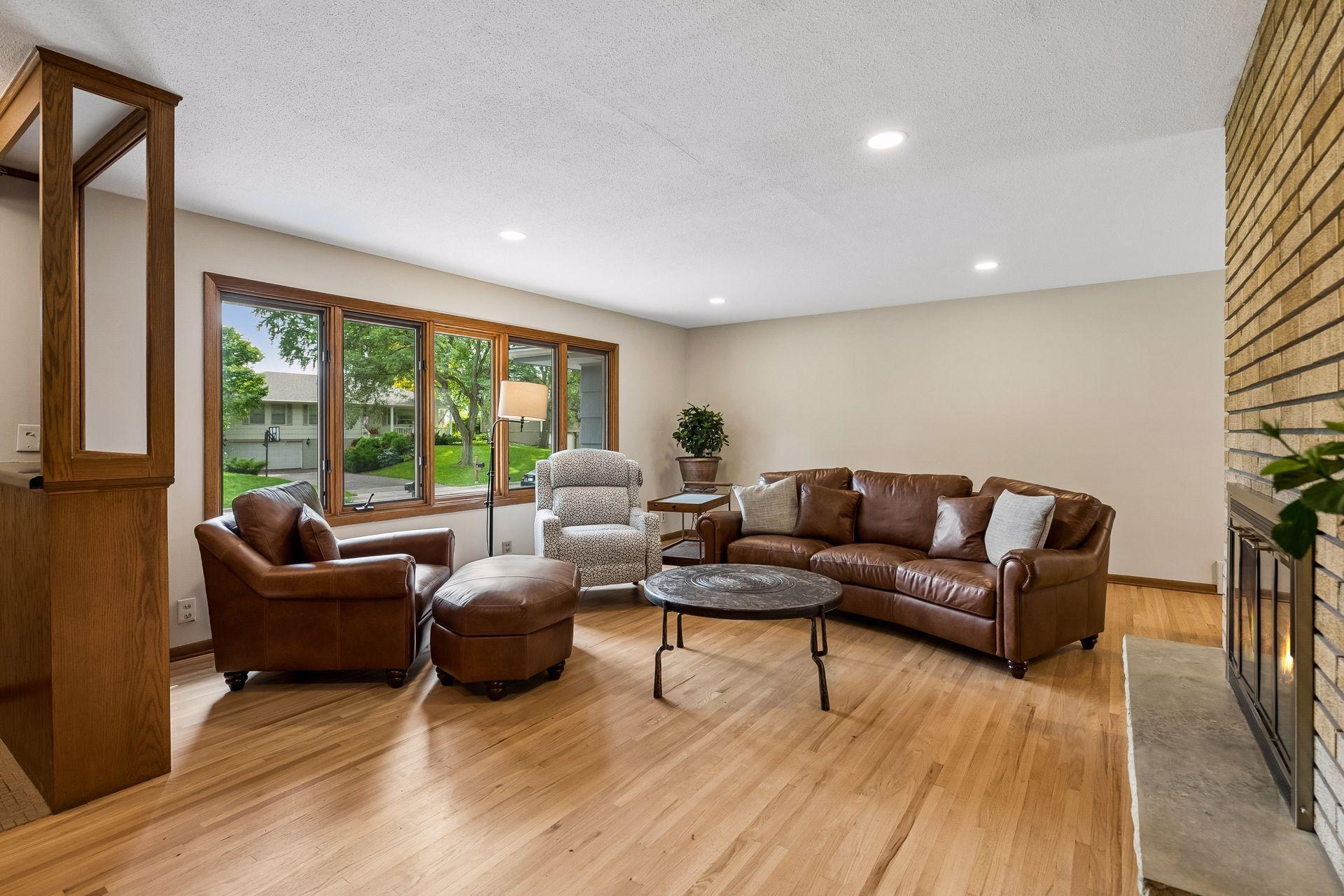 View of Residential at 5932 Walnut Drive, Edina MN 55436, Edina (6 of 46) - Mike Wilen | Minnesota Team Real Estate