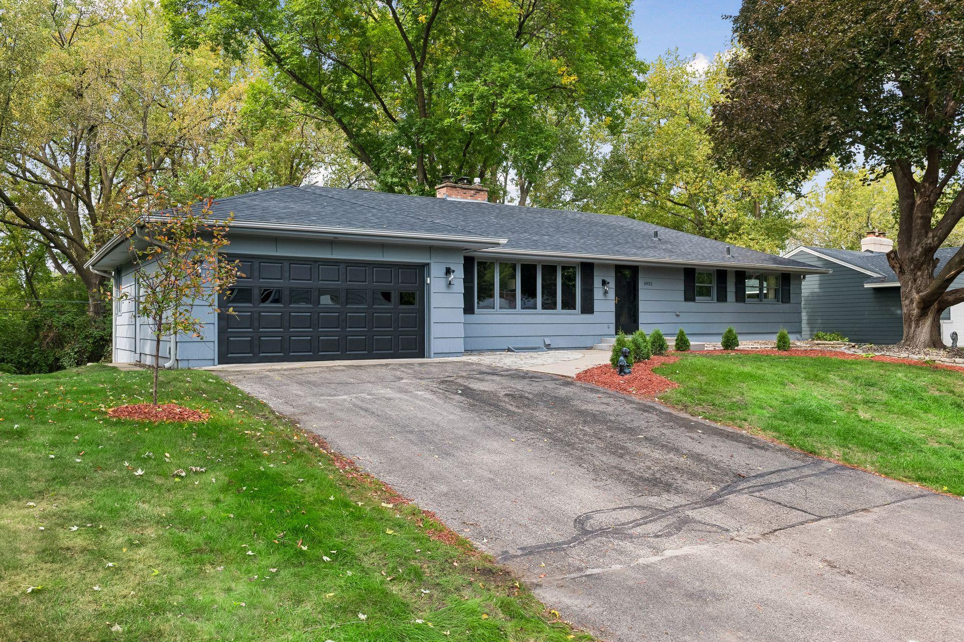 View of Single Family at 5932 Walnut Drive, Edina - Mike Wilen | Minnesota Team Real Estate