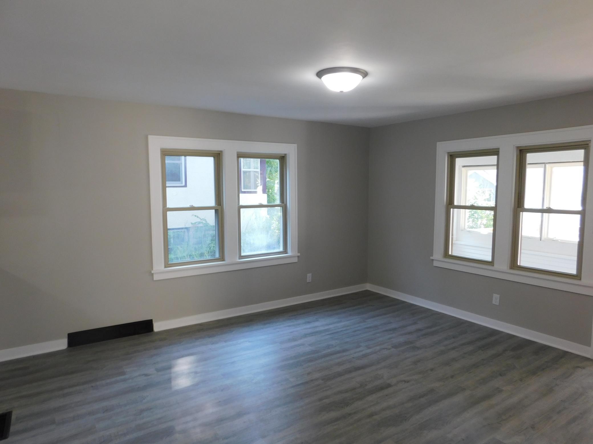 View of Residential at 1885 Hawthorne Avenue, Saint Paul MN 55119, Saint Paul (17 of 21) - Mike Wilen | Minnesota Team Real Estate