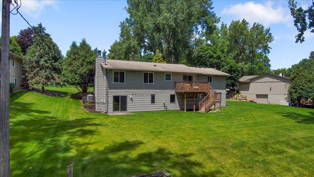 View of Residential at 12738 Gordon Drive, Eden Prairie MN 55346, Eden Prairie (52 of 58) - Mike Wilen | Minnesota Team Real Estate