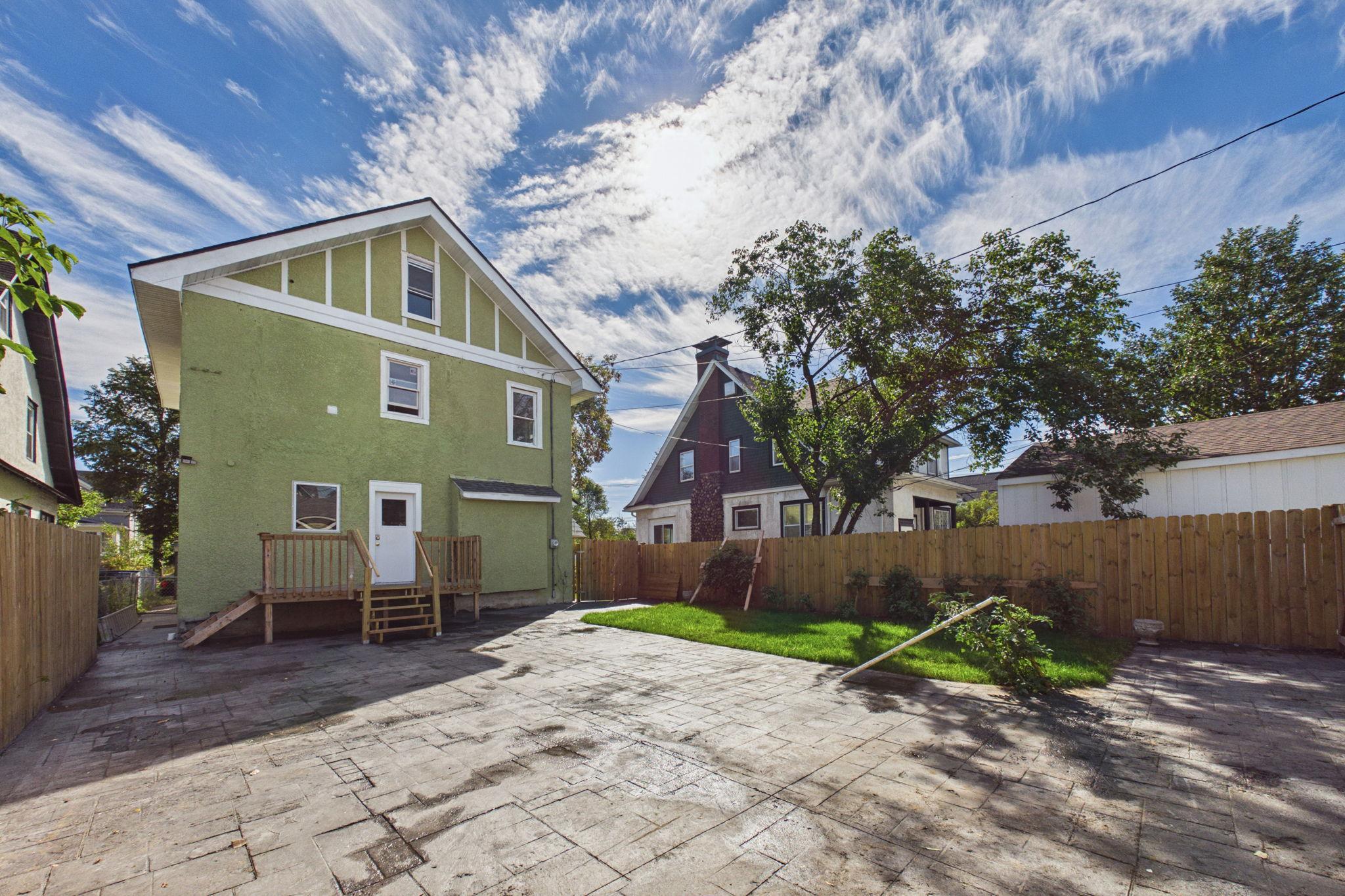 View of Residential at 3748 5th Avenue, Minneapolis MN 55409, Minneapolis (42 of 52) - Mike Wilen | Minnesota Team Real Estate