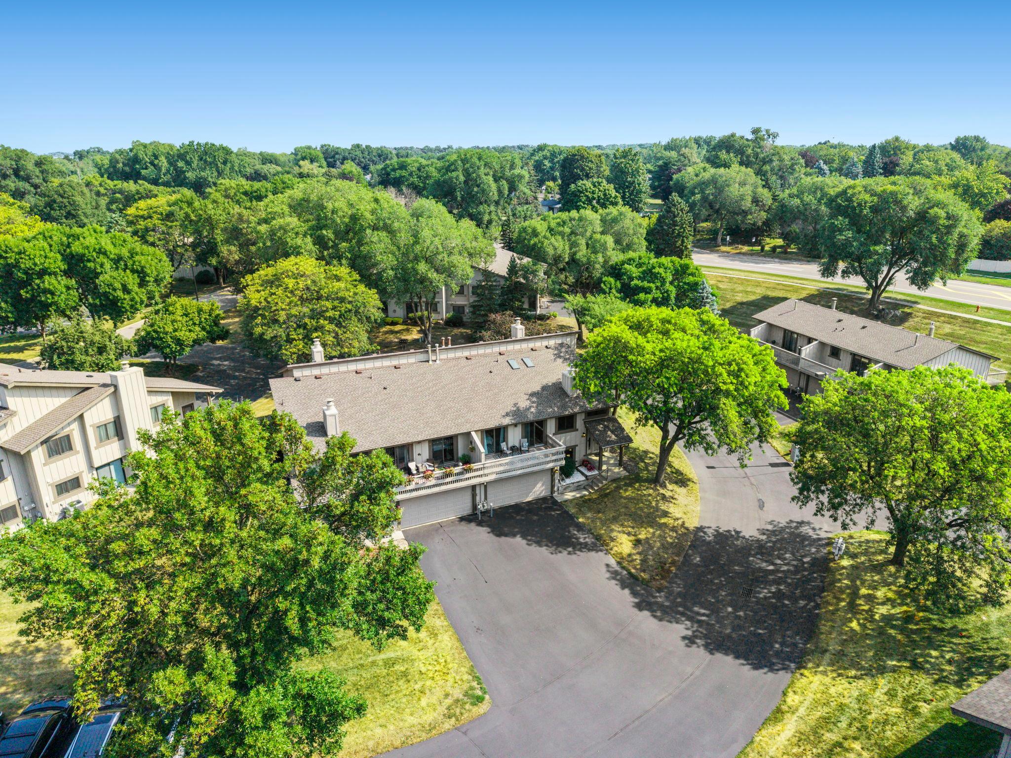 View of (TH) Quad/4 Corners at 7232 Woodstock Curve, Bloomington - Mike Wilen | Minnesota Team Real Estate