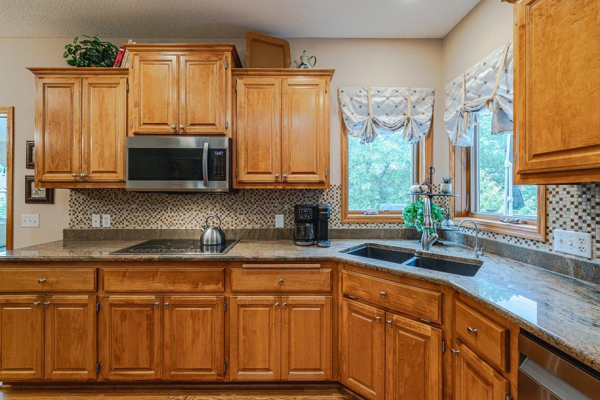 View of Residential at 14042 Forest Lane, Apple Valley MN 55124, Apple Valley (19 of 87) - Mike Wilen | Minnesota Team Real Estate