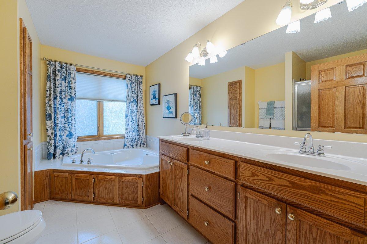 View of Residential at 14042 Forest Lane, Apple Valley MN 55124, Apple Valley (49 of 87) - Mike Wilen | Minnesota Team Real Estate