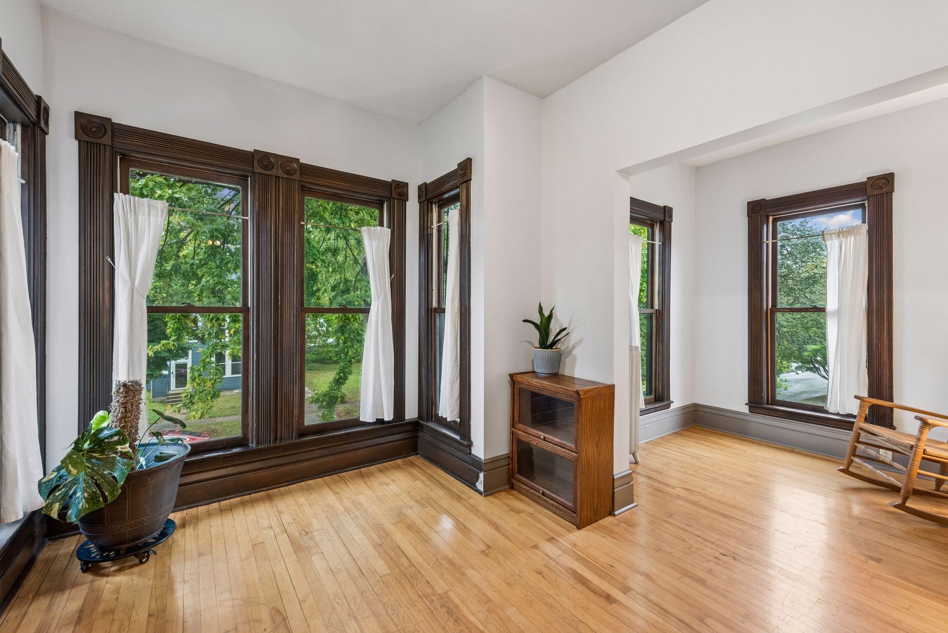 View of Residential at 667 5th Street, Saint Paul MN 55106, Saint Paul (29 of 48) - Mike Wilen | Minnesota Team Real Estate