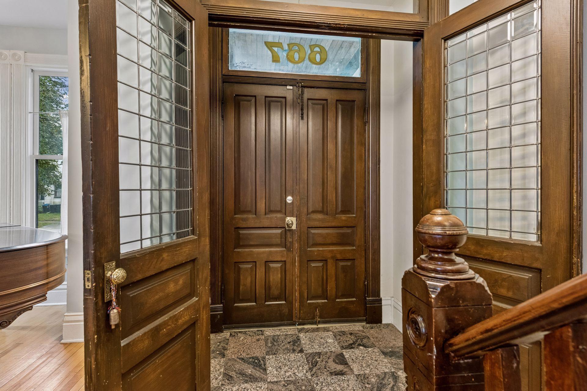 View of Residential at 667 5th Street, Saint Paul MN 55106, Saint Paul (6 of 48) - Mike Wilen | Minnesota Team Real Estate