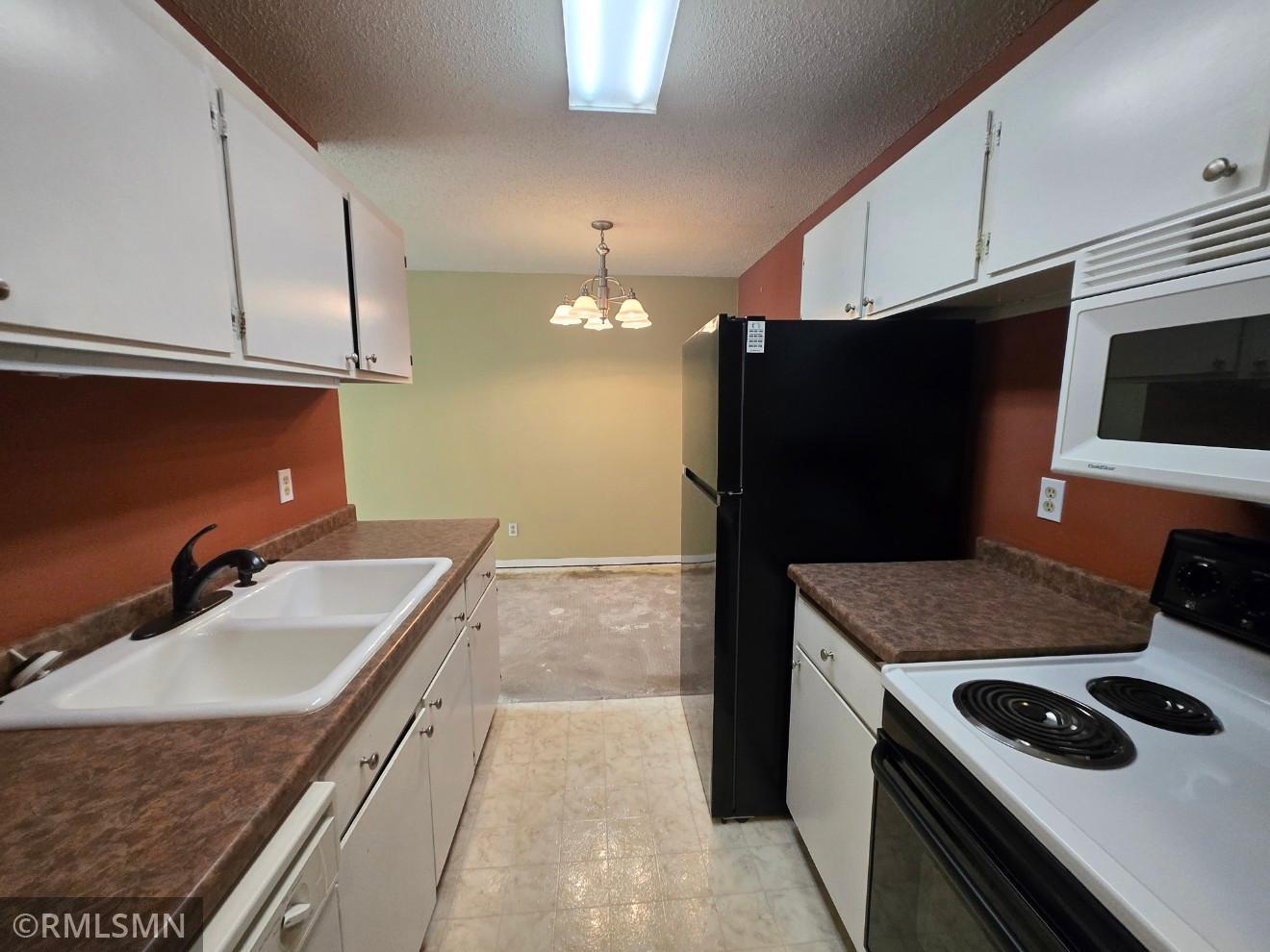 View of Residential at 2800 Hillsboro Avenue #315, New Hope MN 55427, New Hope (4 of 11) - Mike Wilen | Minnesota Team Real Estate