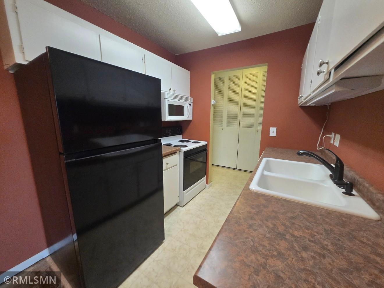 View of Residential at 2800 Hillsboro Avenue #315, New Hope MN 55427, New Hope (5 of 11) - Mike Wilen | Minnesota Team Real Estate
