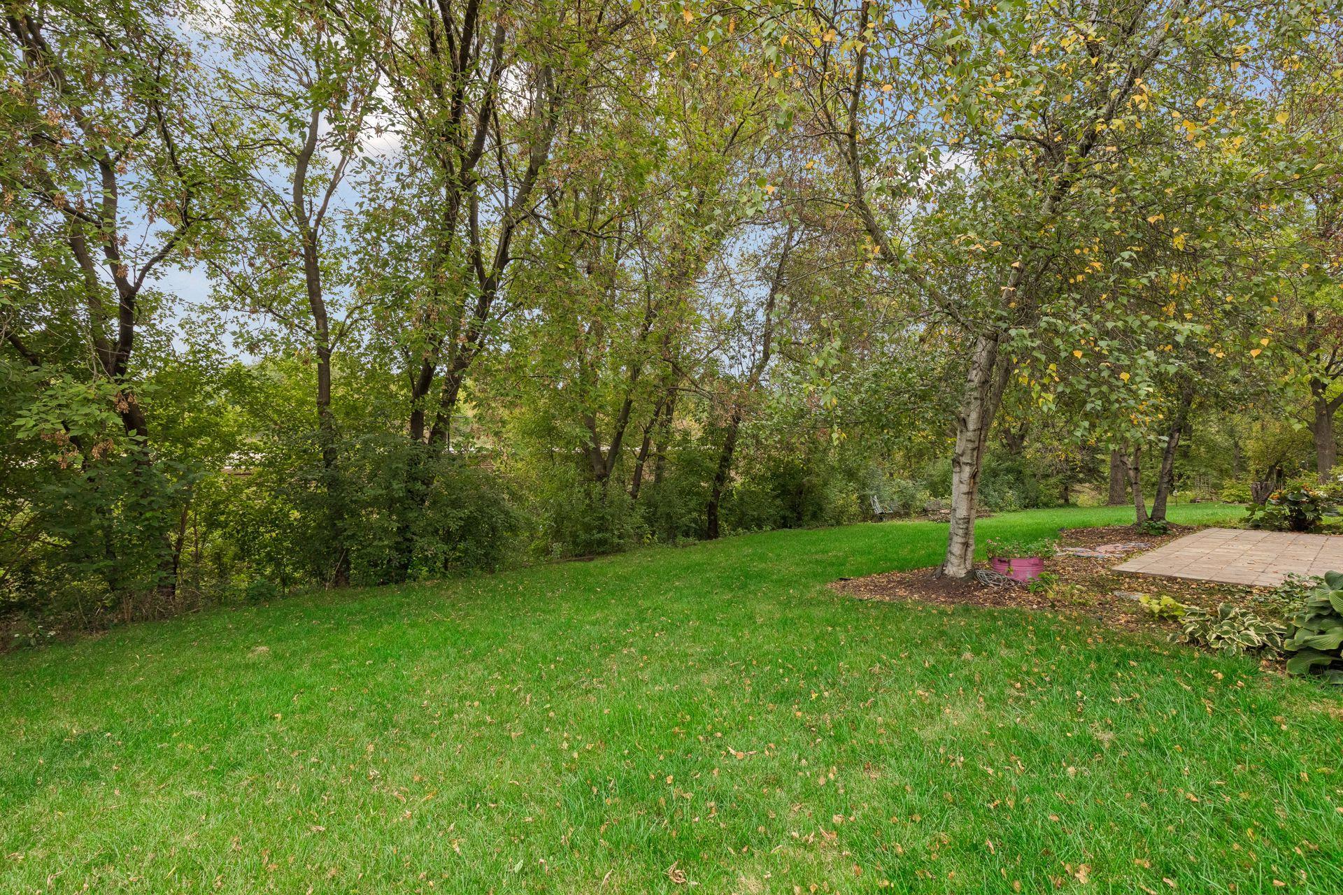 View of Residential at 4482 Oak Pond Road, Eagan MN 55123, Eagan (35 of 40) - Mike Wilen | Minnesota Team Real Estate