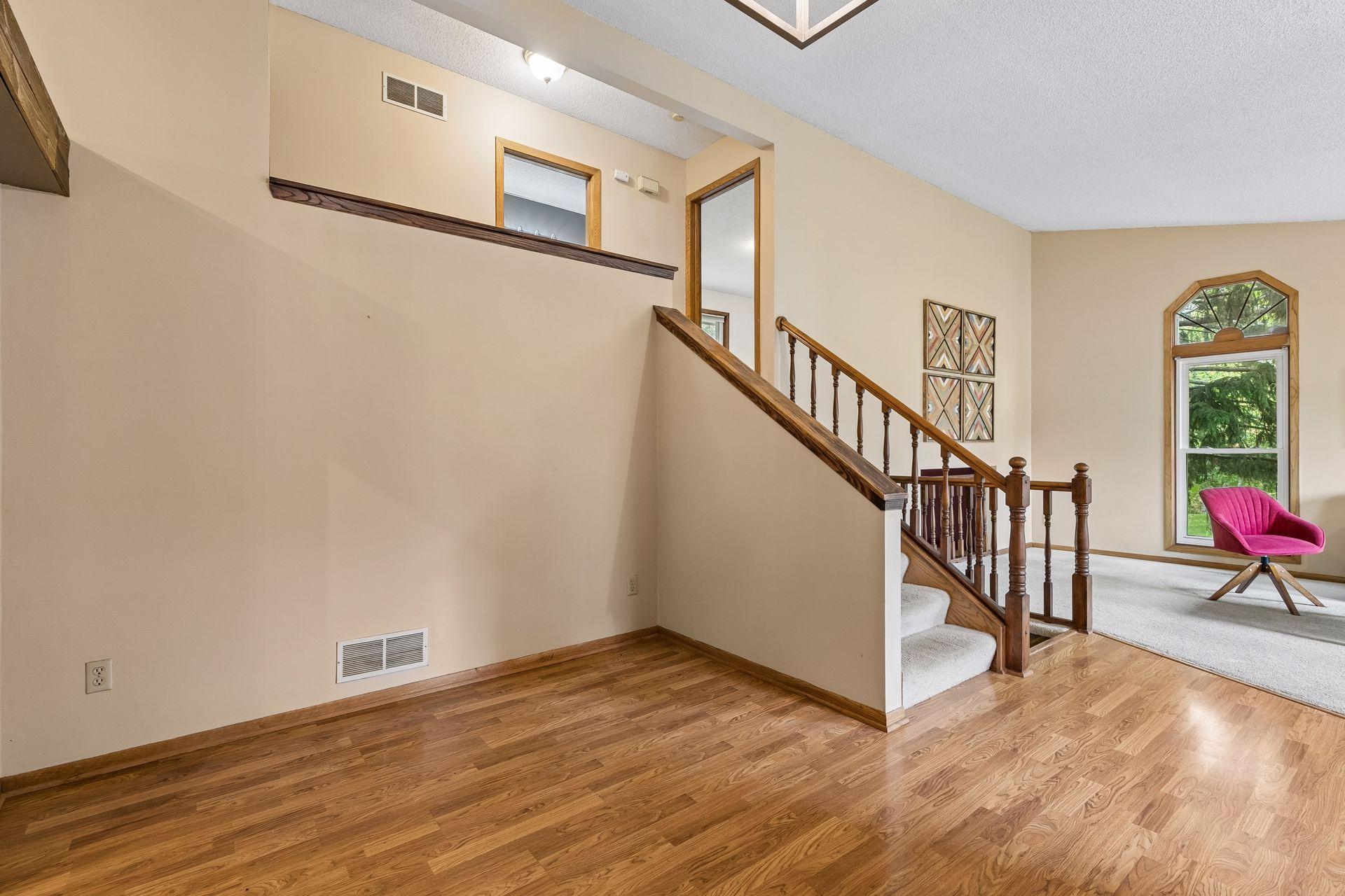 View of Residential at 4482 Oak Pond Road, Eagan MN 55123, Eagan (12 of 40) - Mike Wilen | Minnesota Team Real Estate
