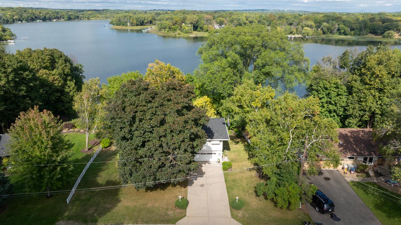 View of Residential at 7339 Frontier Trail, Chanhassen MN 55317, Chanhassen (10 of 15) - Mike Wilen | Minnesota Team Real Estate