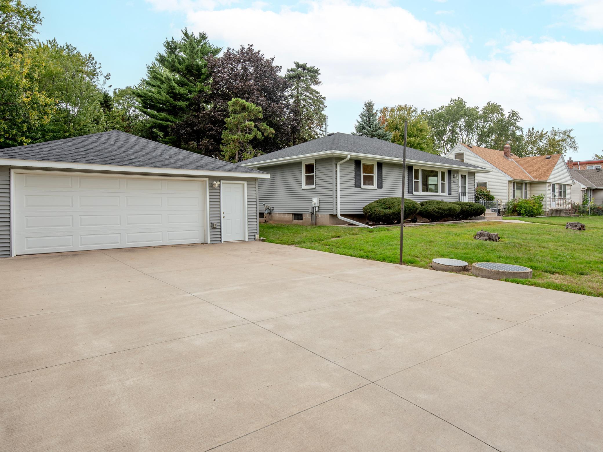View of Residential at 416 21st Avenue, South Saint Paul MN 55075, South Saint Paul (22 of 25) - Mike Wilen | Minnesota Team Real Estate