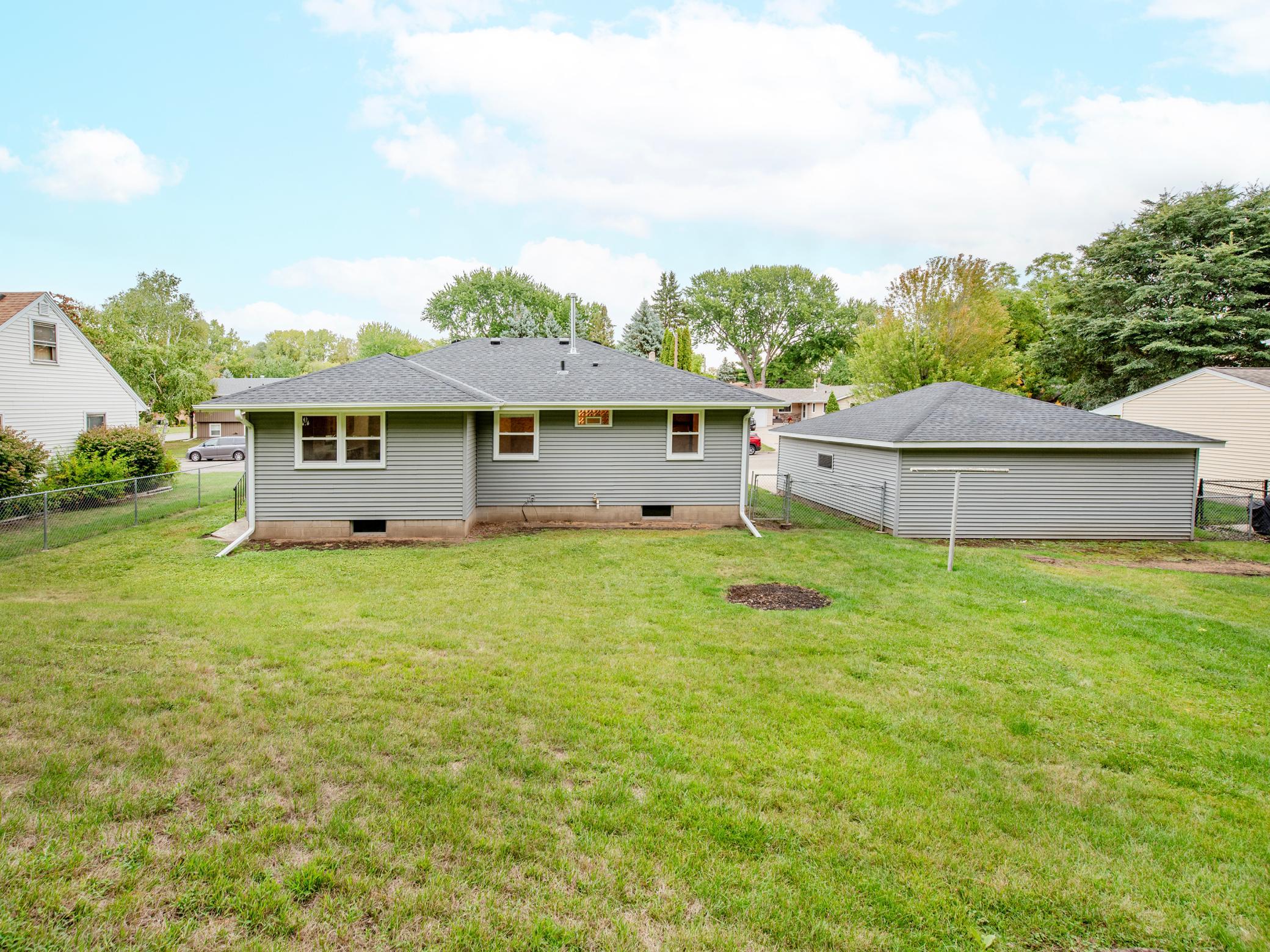 View of Residential at 416 21st Avenue, South Saint Paul MN 55075, South Saint Paul (21 of 25) - Mike Wilen | Minnesota Team Real Estate