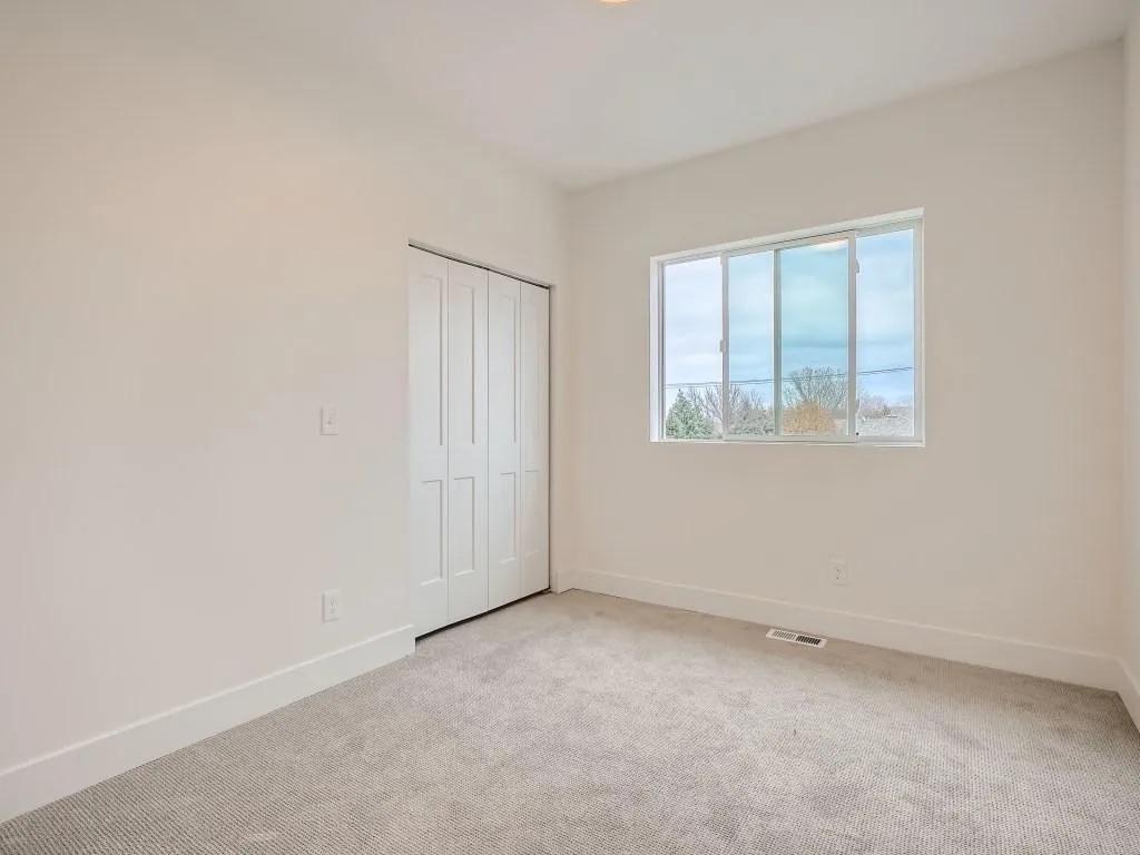 View of Residential at 1997 11th Avenue #1, North Saint Paul MN 55109, North Saint Paul (21 of 33) - Mike Wilen | Minnesota Team Real Estate